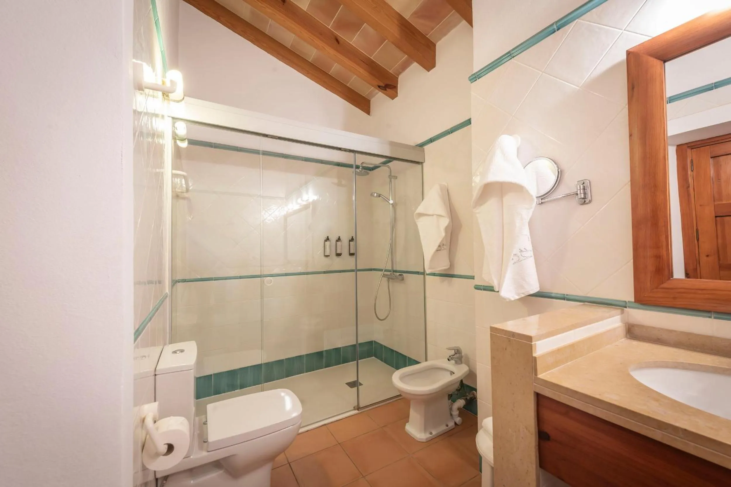 Bathroom in Finca Son Roig by Valentin