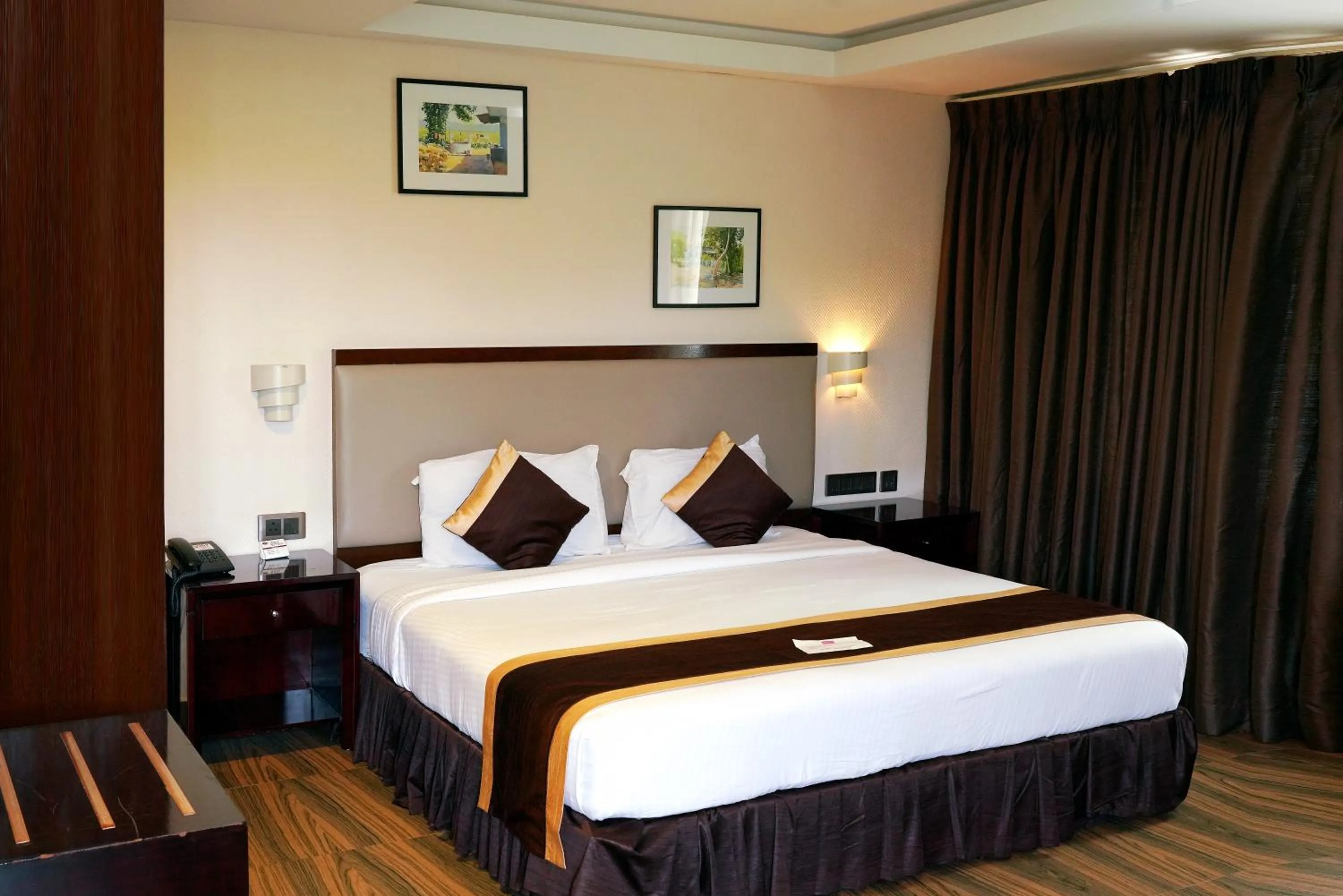 Bedroom, Bed in KGA Elite Continental Hotel