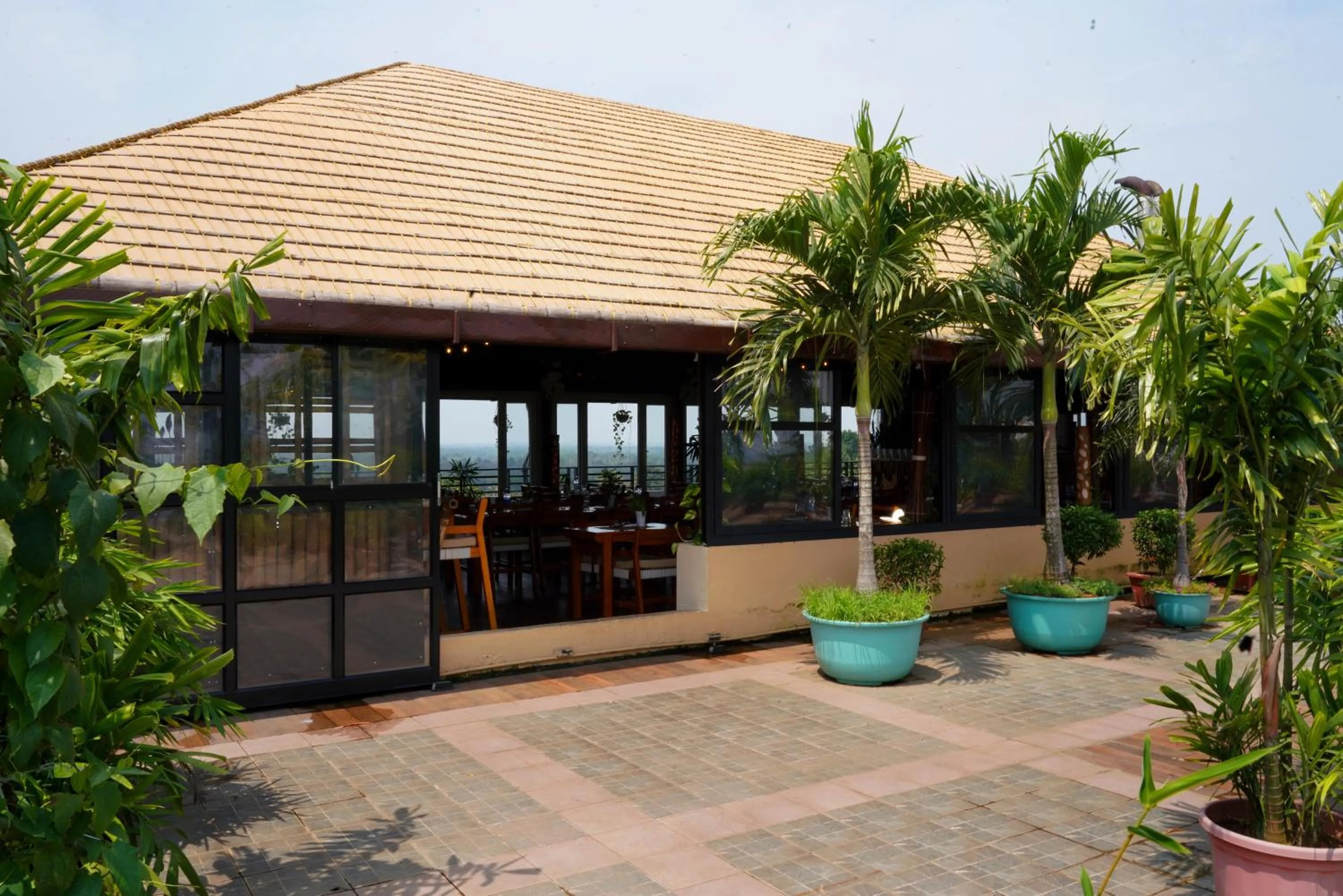 Garden in KGA Elite Continental Hotel