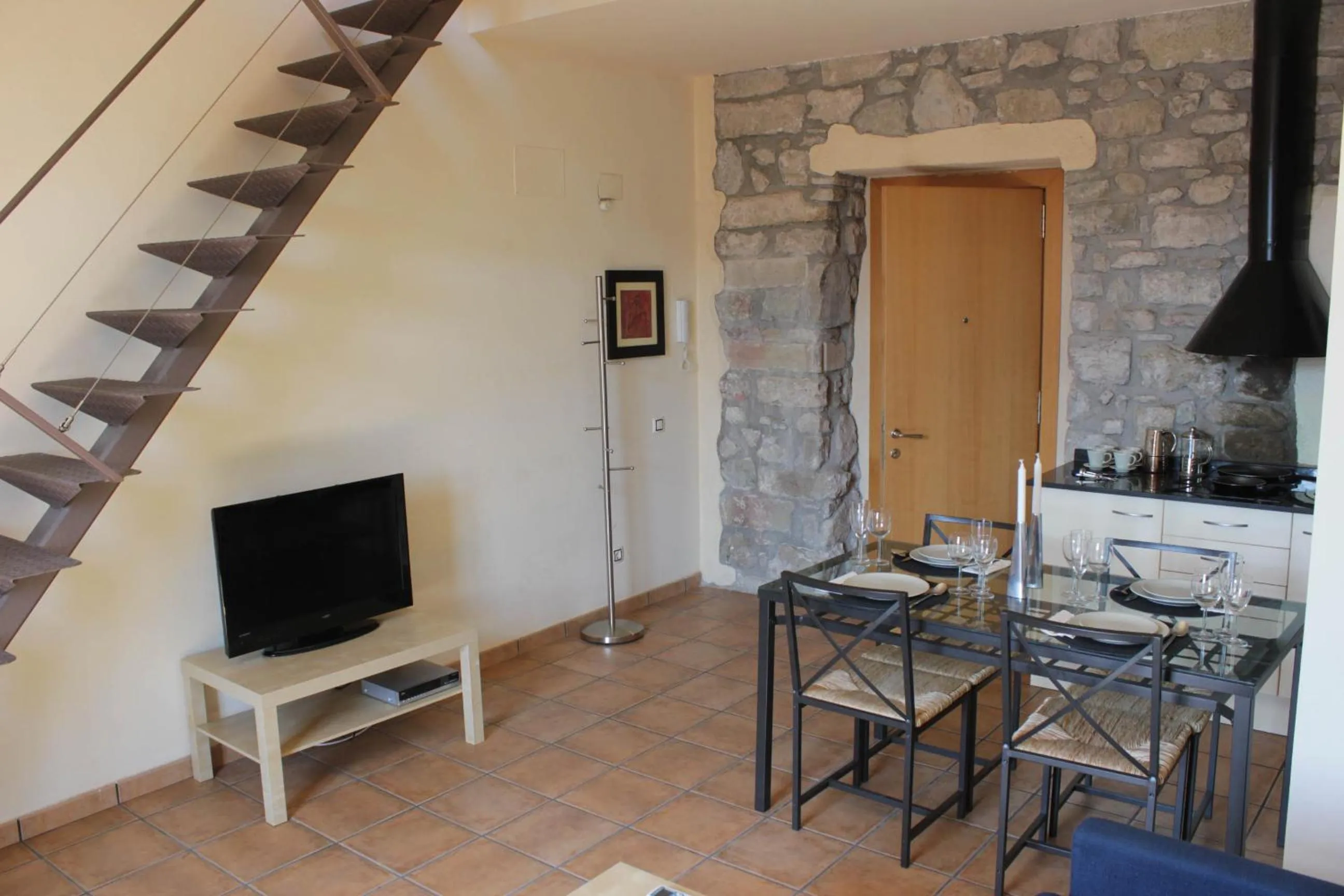 Dining area in Urbi Apartments