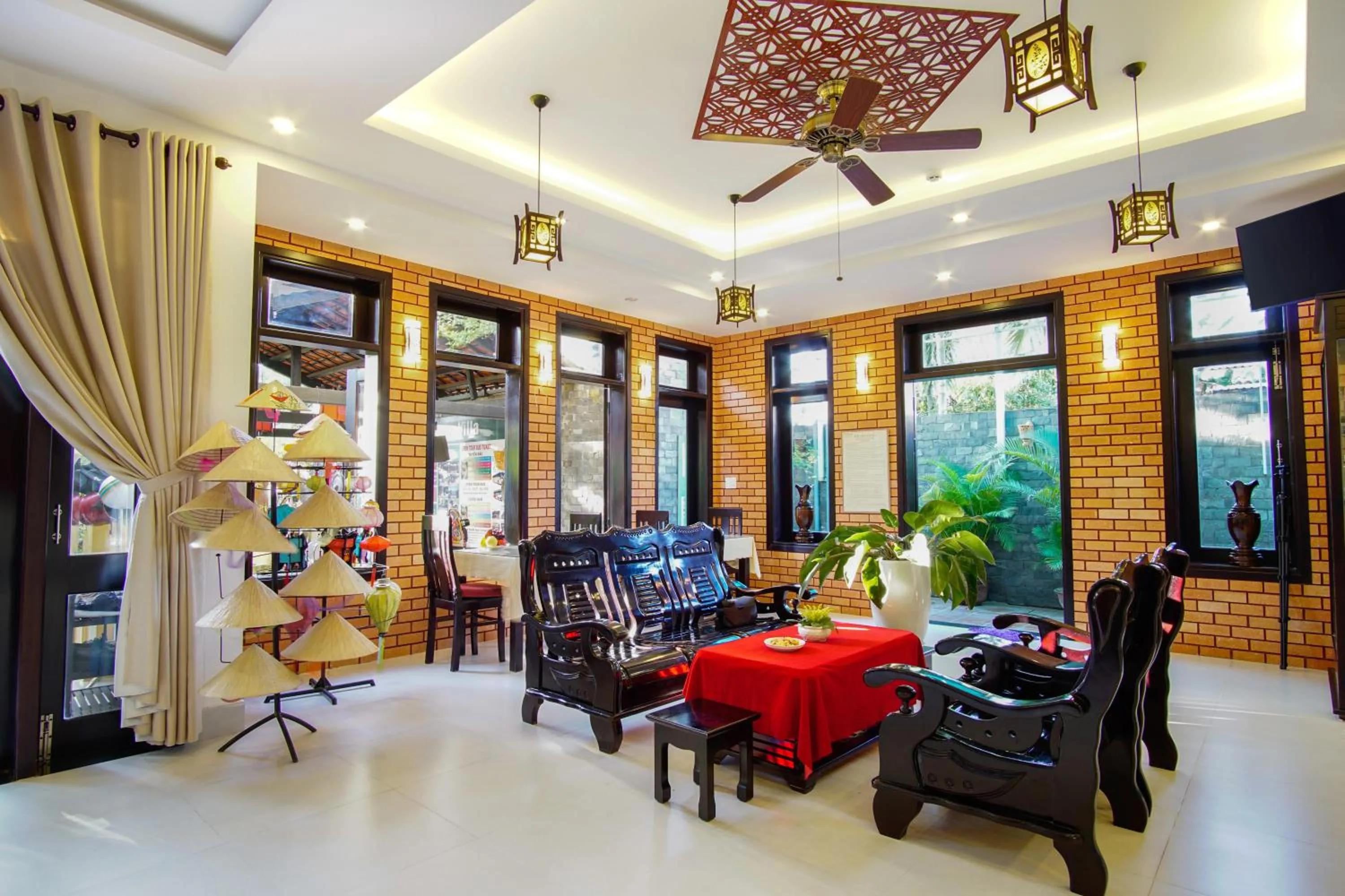 Communal lounge/ TV room in Rural Scene Villa