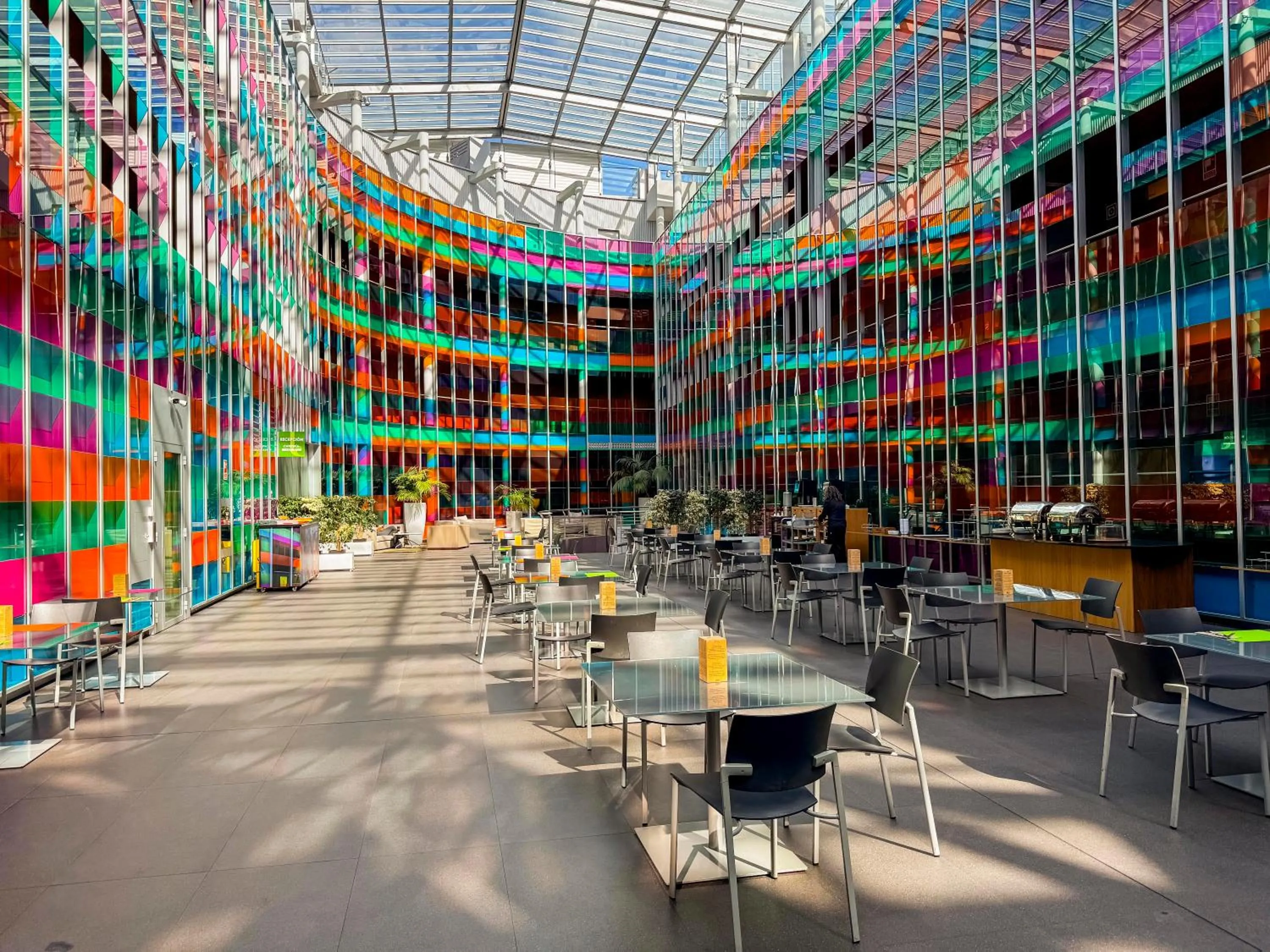 Patio in Hotel Jardines de Uleta Suites