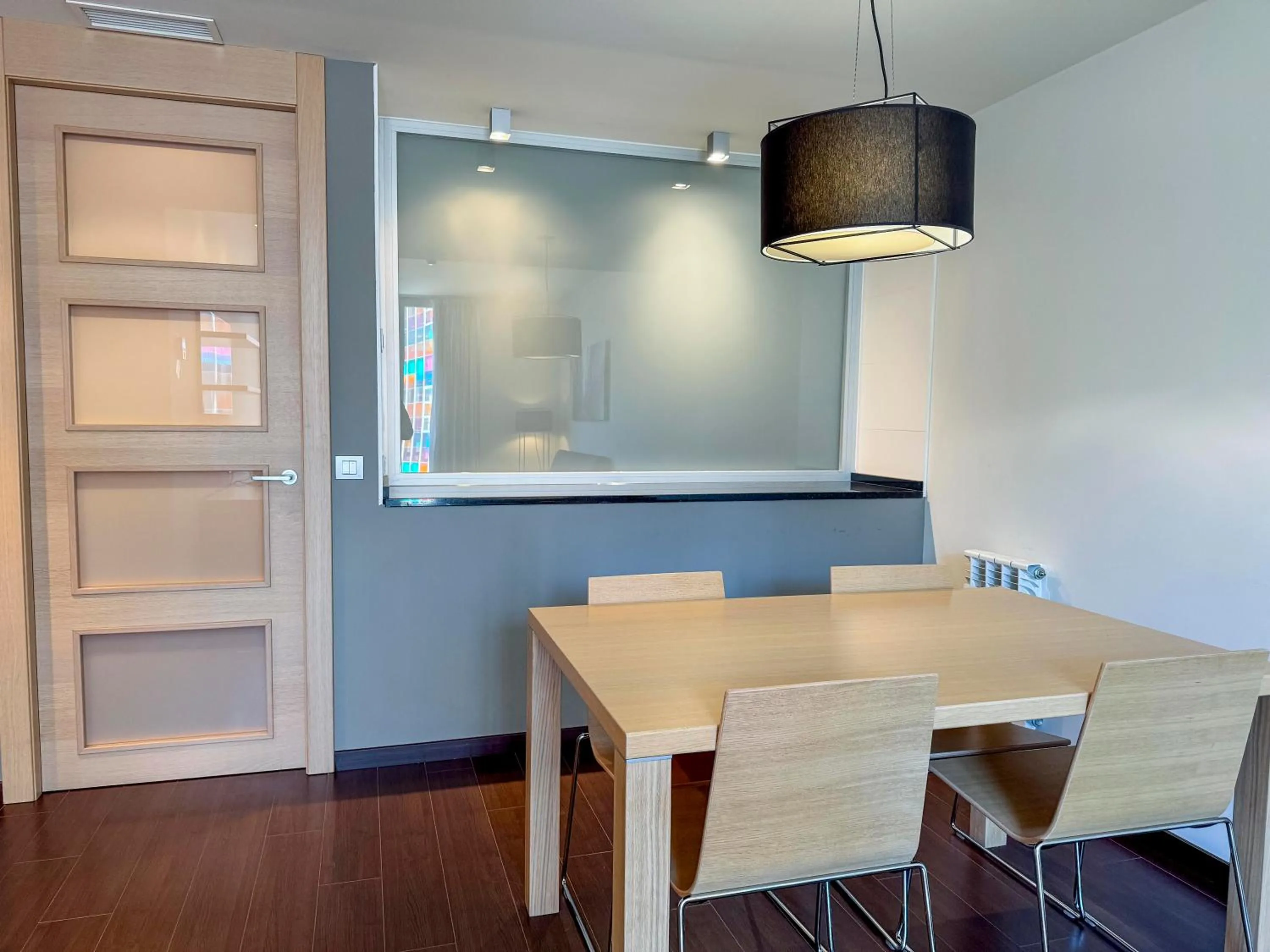 Photo of the whole room in Hotel Jardines de Uleta Suites