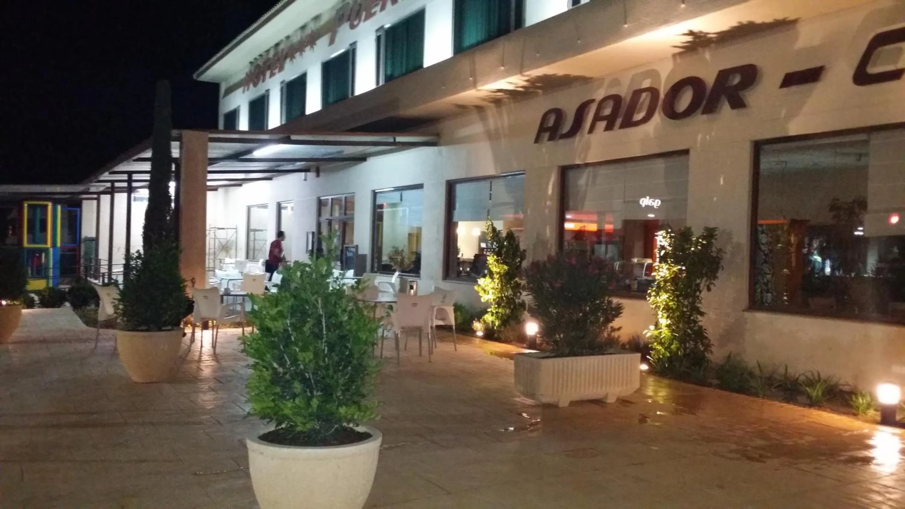 Property building in Hotel Puerta de la Serrania