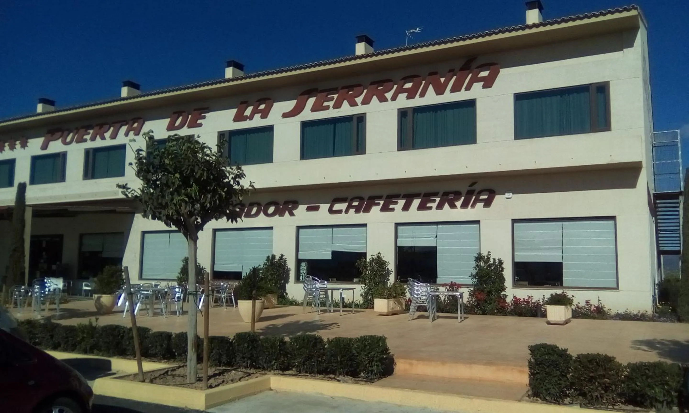 Hotel Puerta de la Serrania