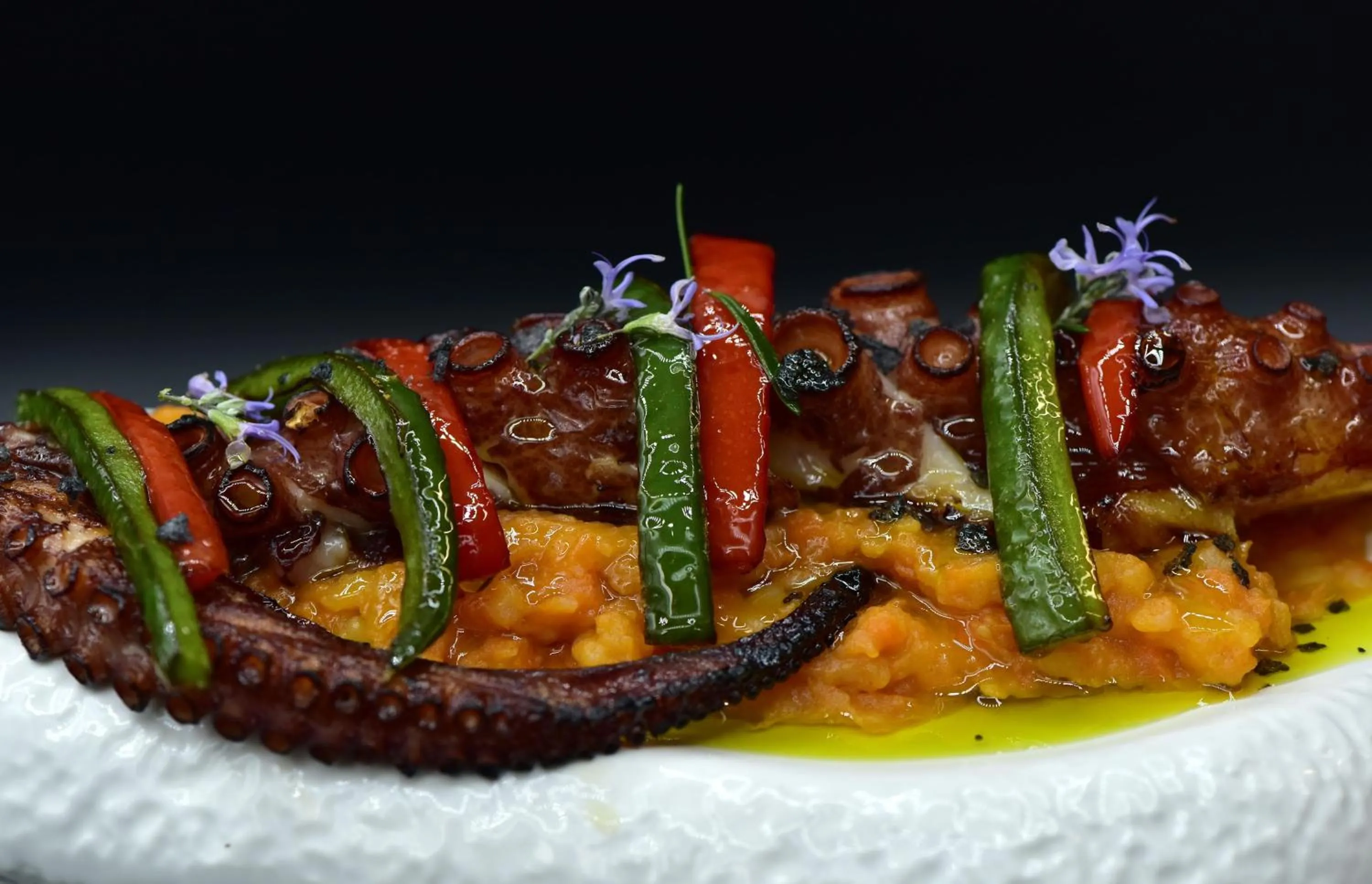 Restaurant/places to eat in Hotel Scala