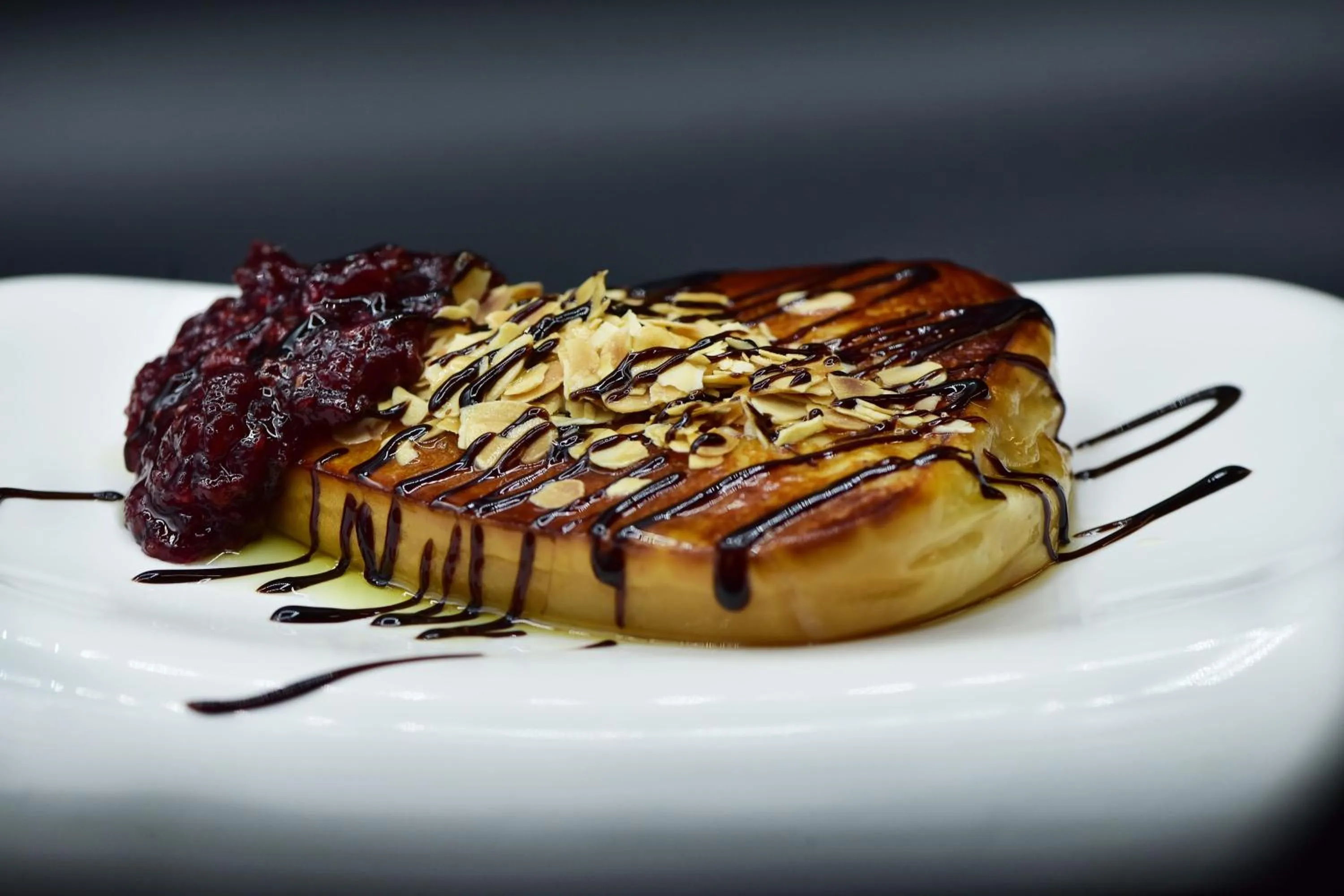 Restaurant/places to eat in Hotel Scala