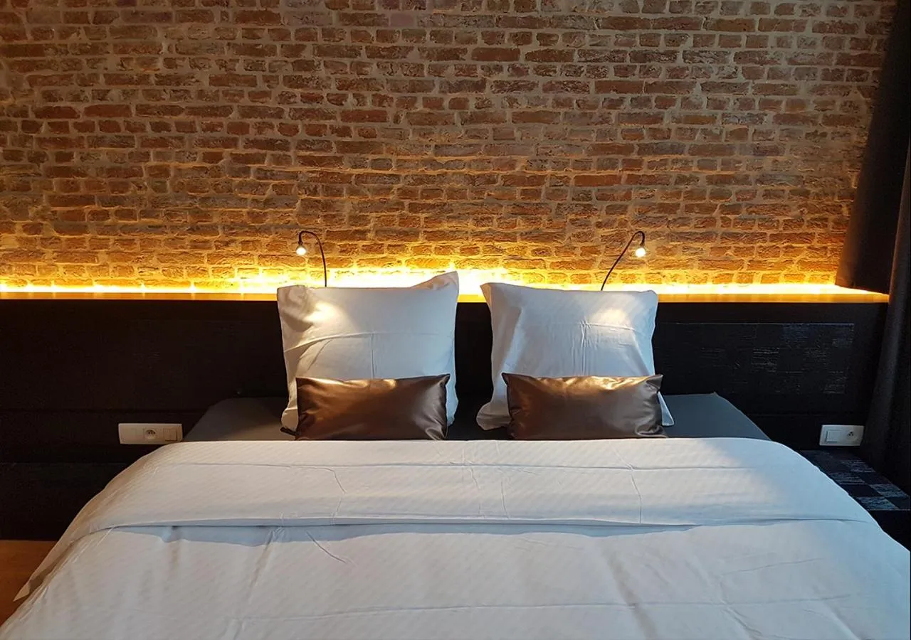 Photo of the whole room, Bed in Hotel Goodnight Antwerp