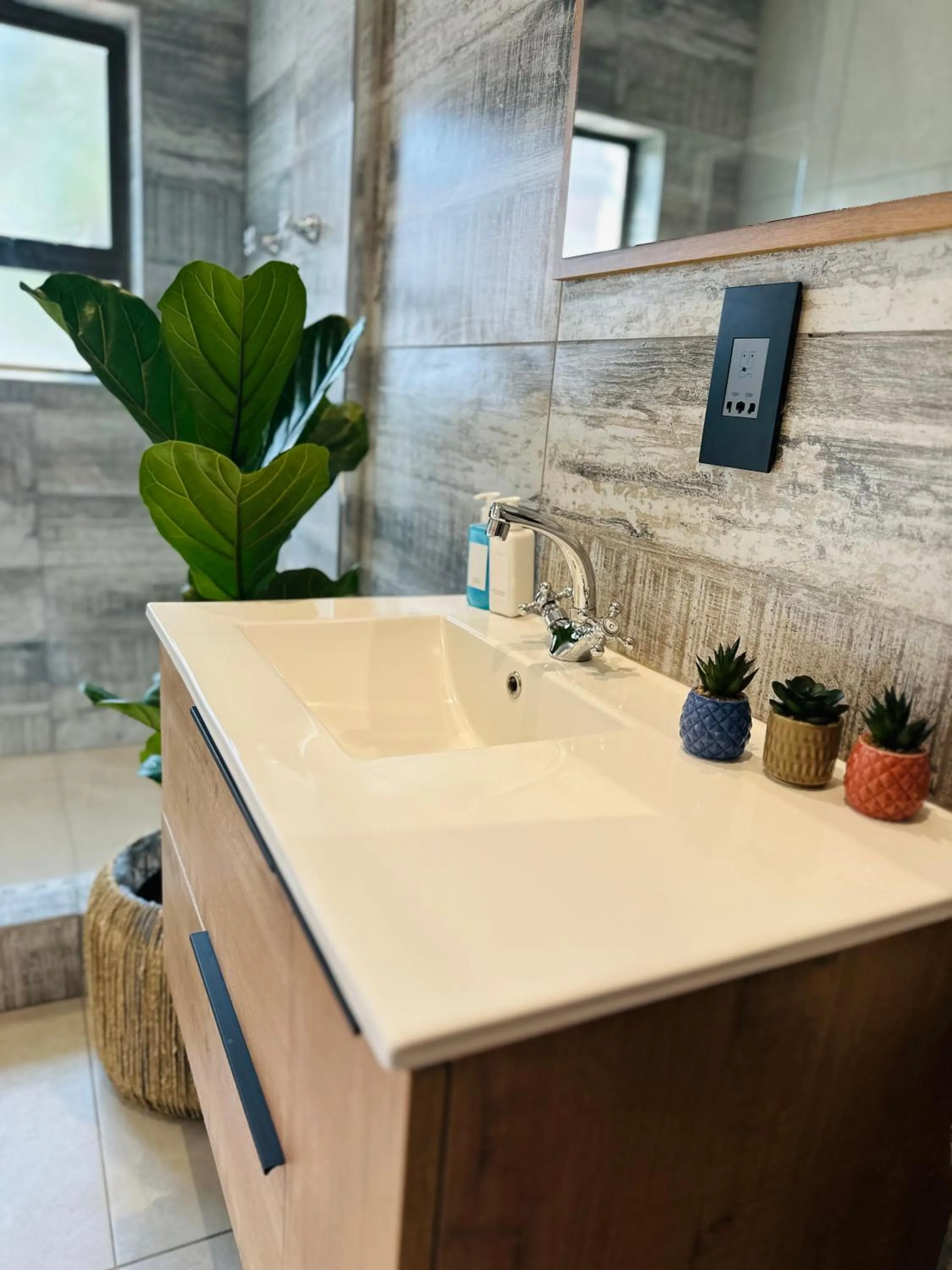 Bathroom in Vine Guesthouse