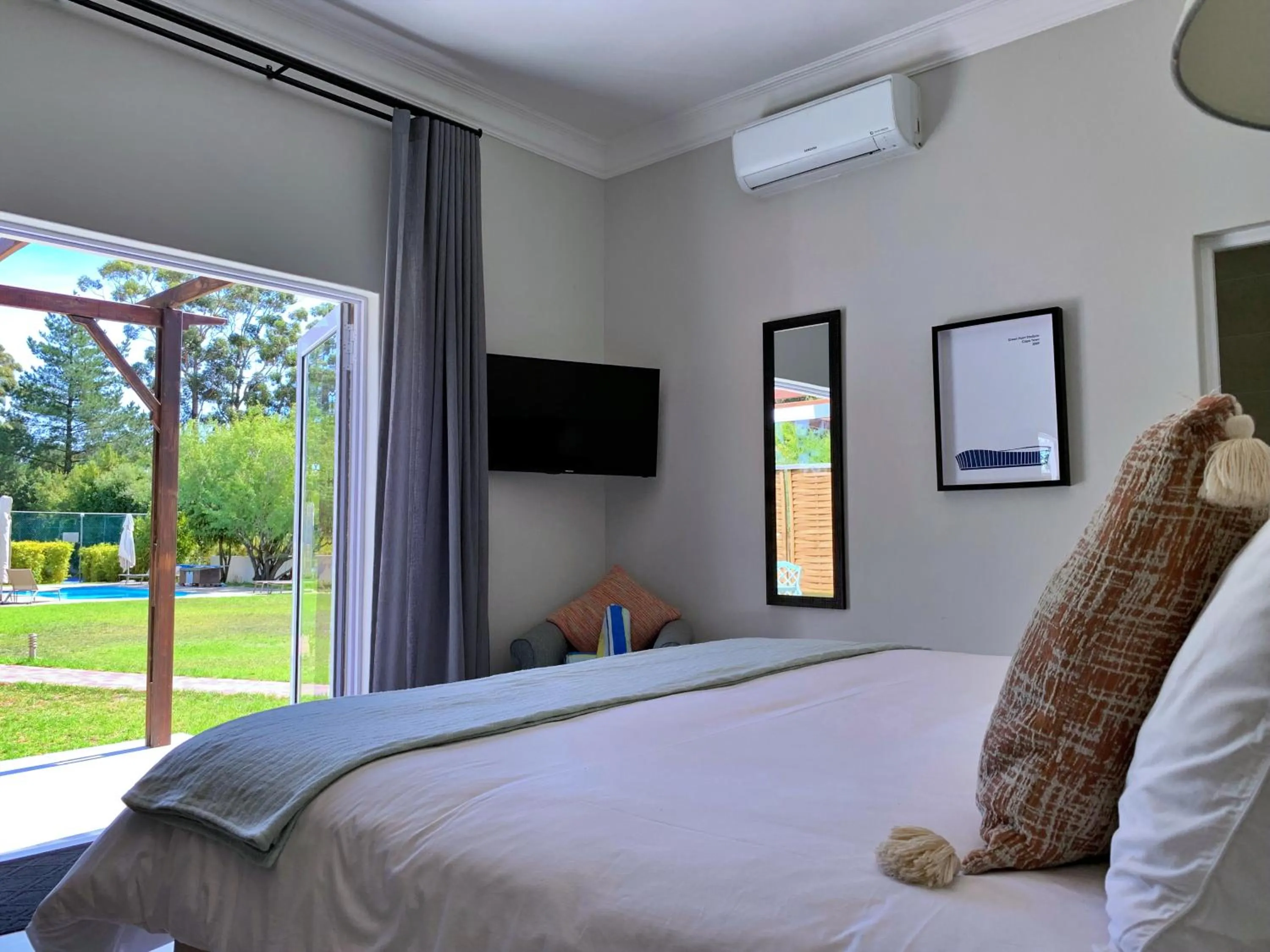 Bed in Vine Guesthouse