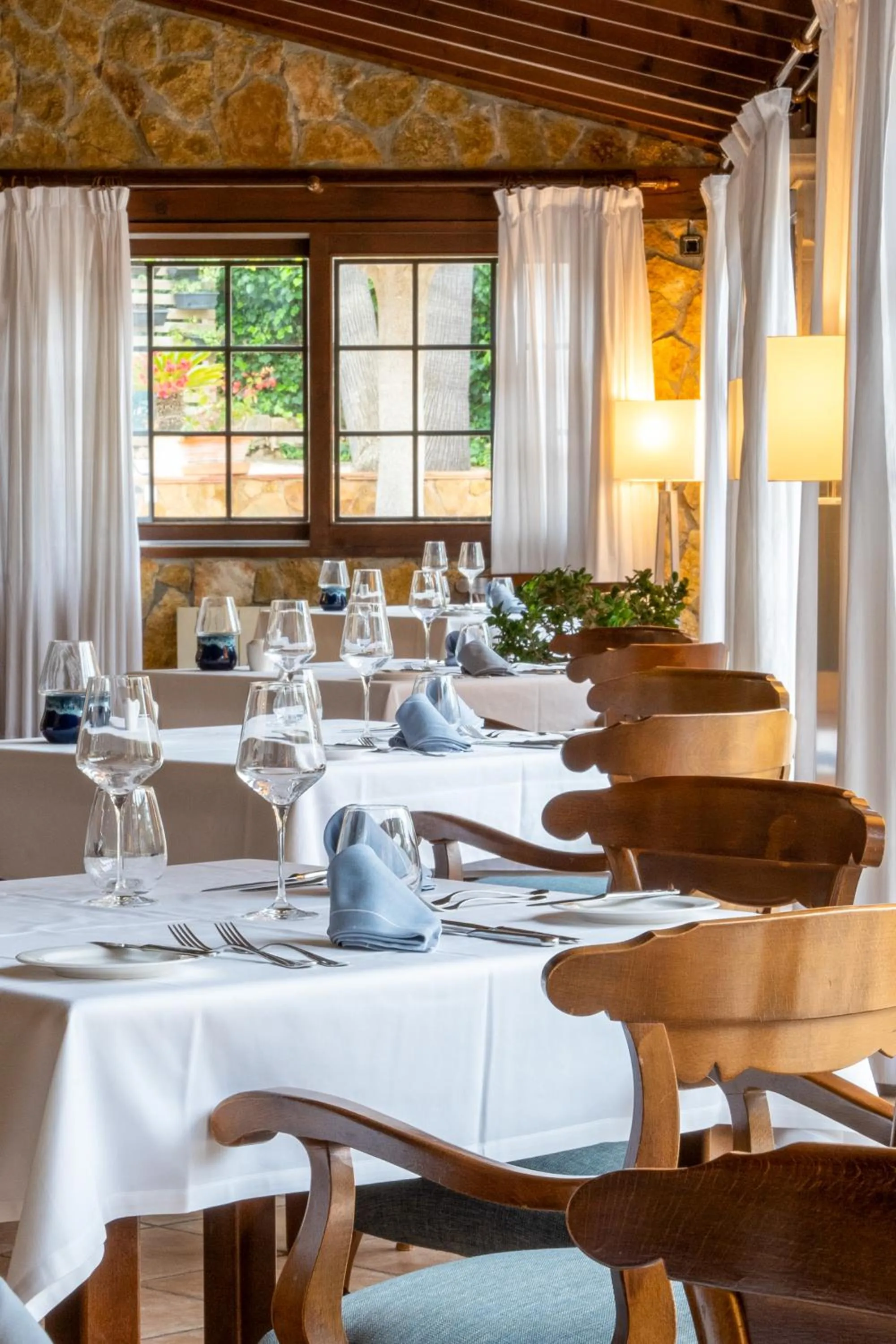 Restaurant/places to eat in Posada d' Es Molí