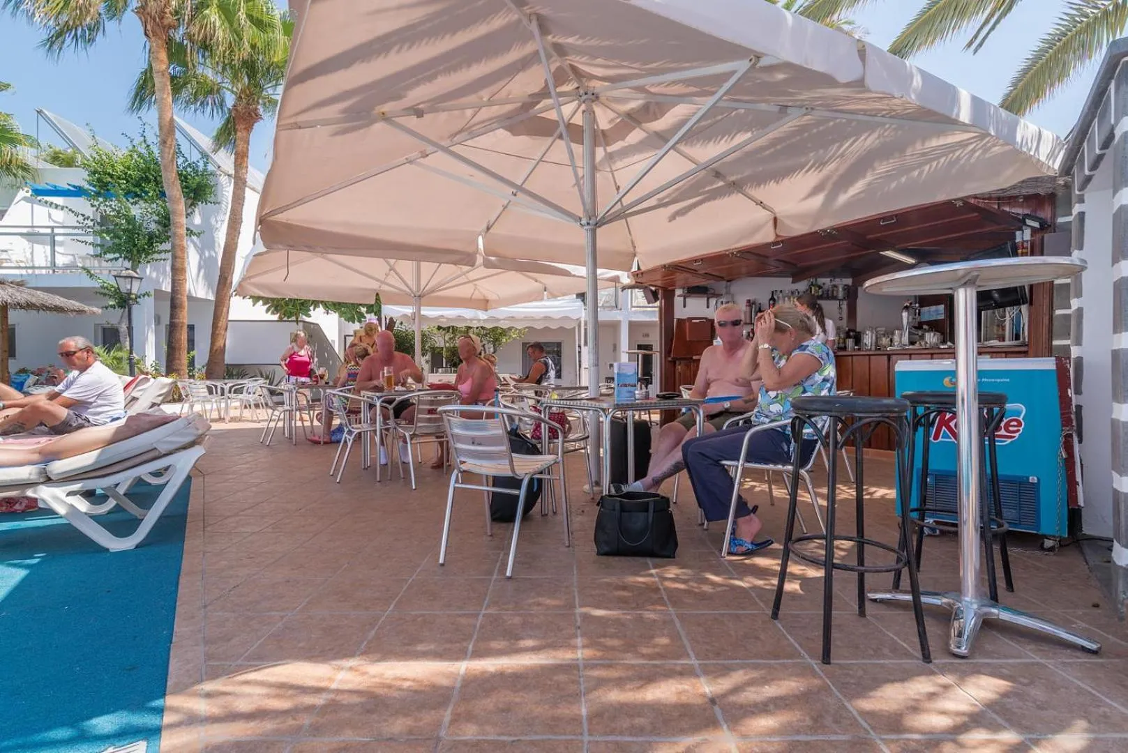 Restaurant/places to eat in Apartamentos Parque Tropical en Lanzarote