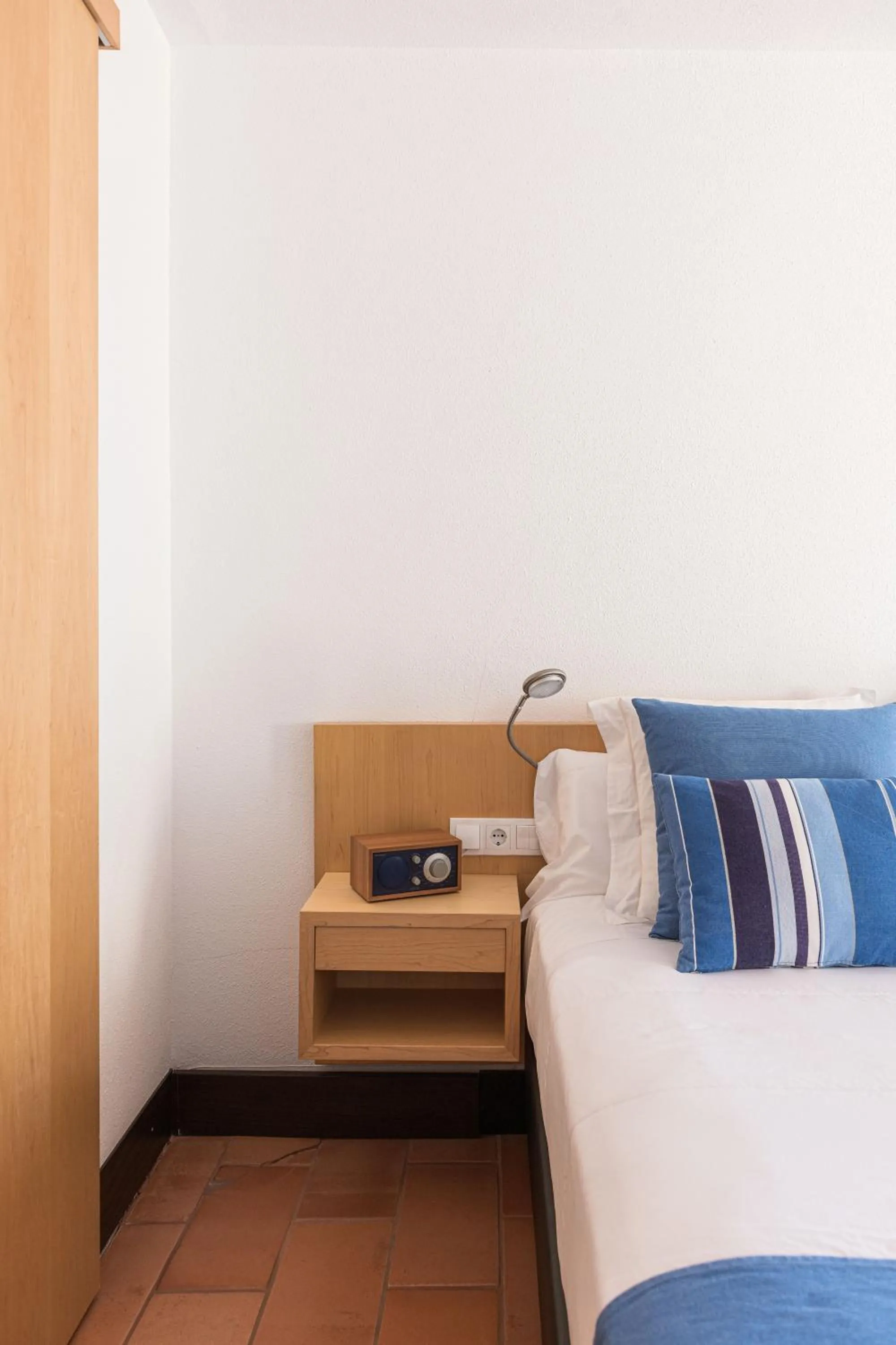 Bed in Almadraba Park Hotel