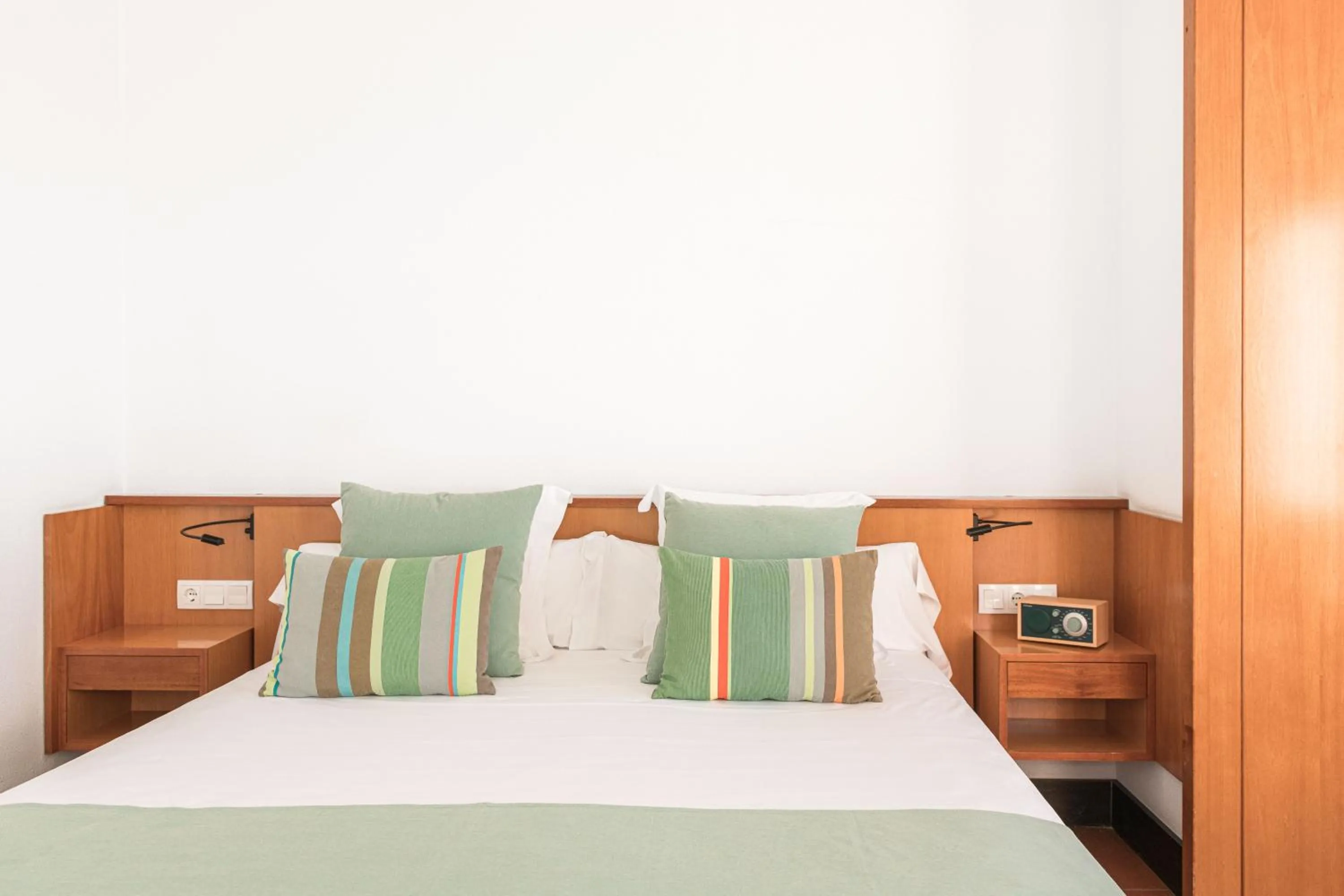 Bed in Almadraba Park Hotel