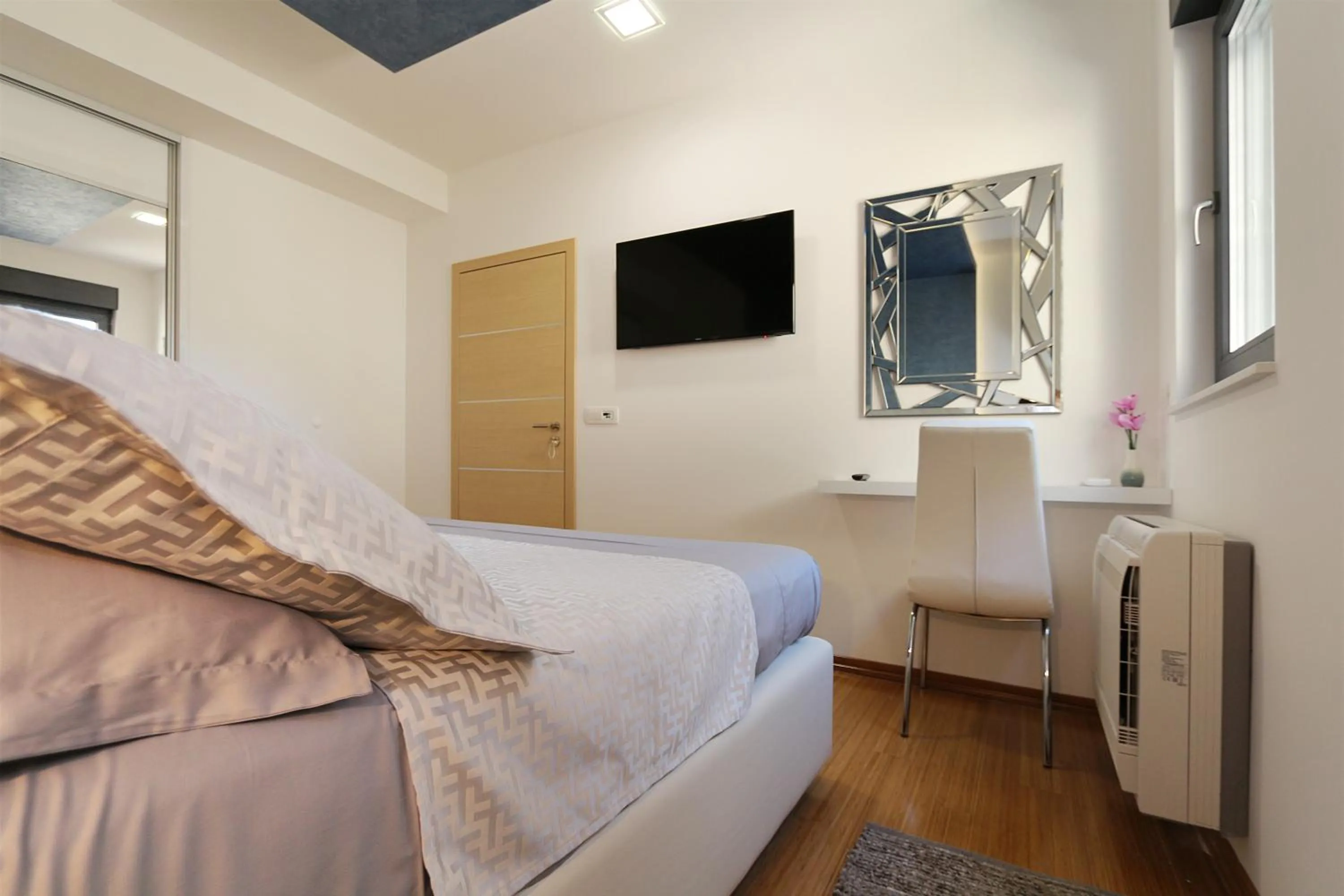 Photo of the whole room, Bed in Villa Afrodita