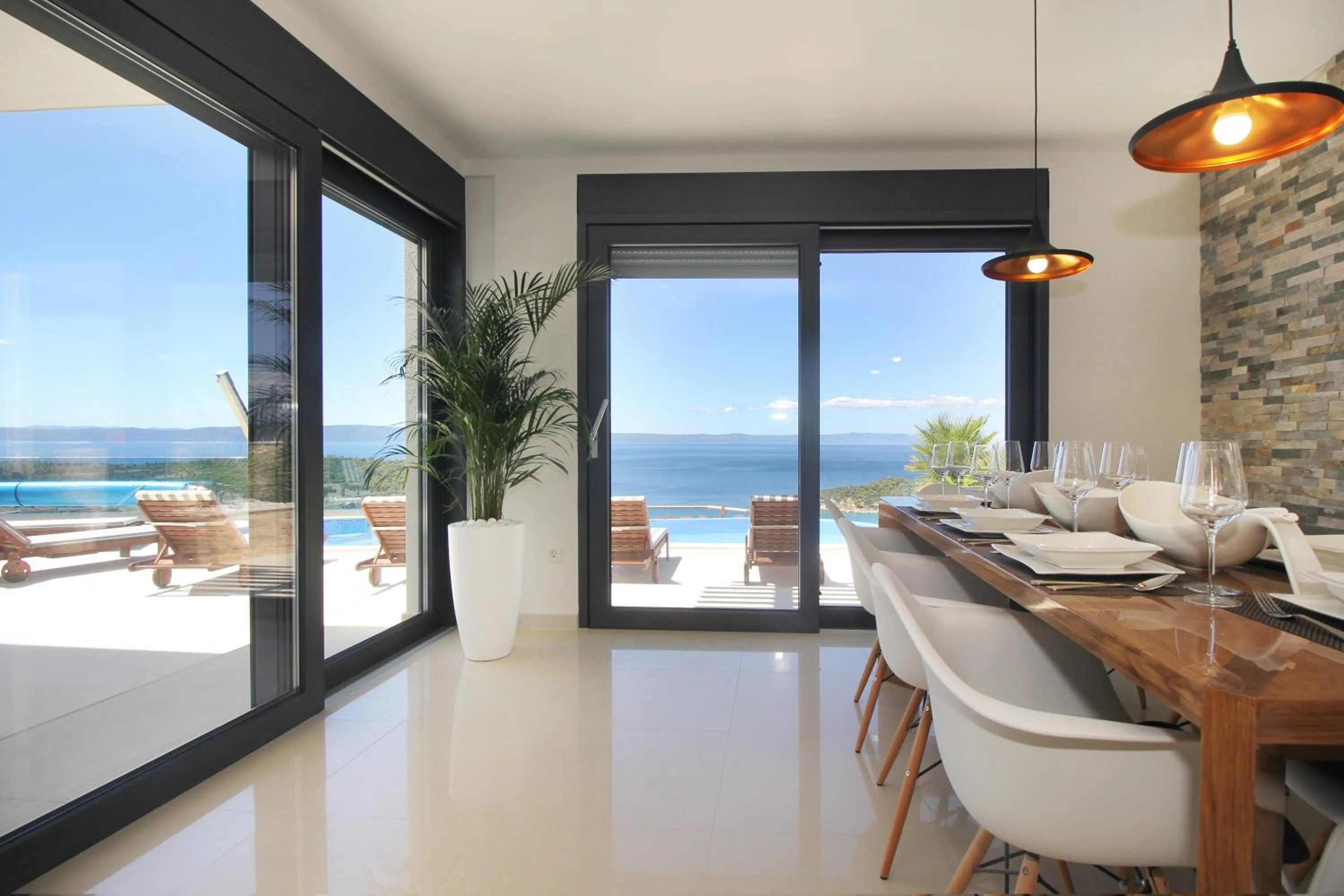 Dining area in Villa Afrodita