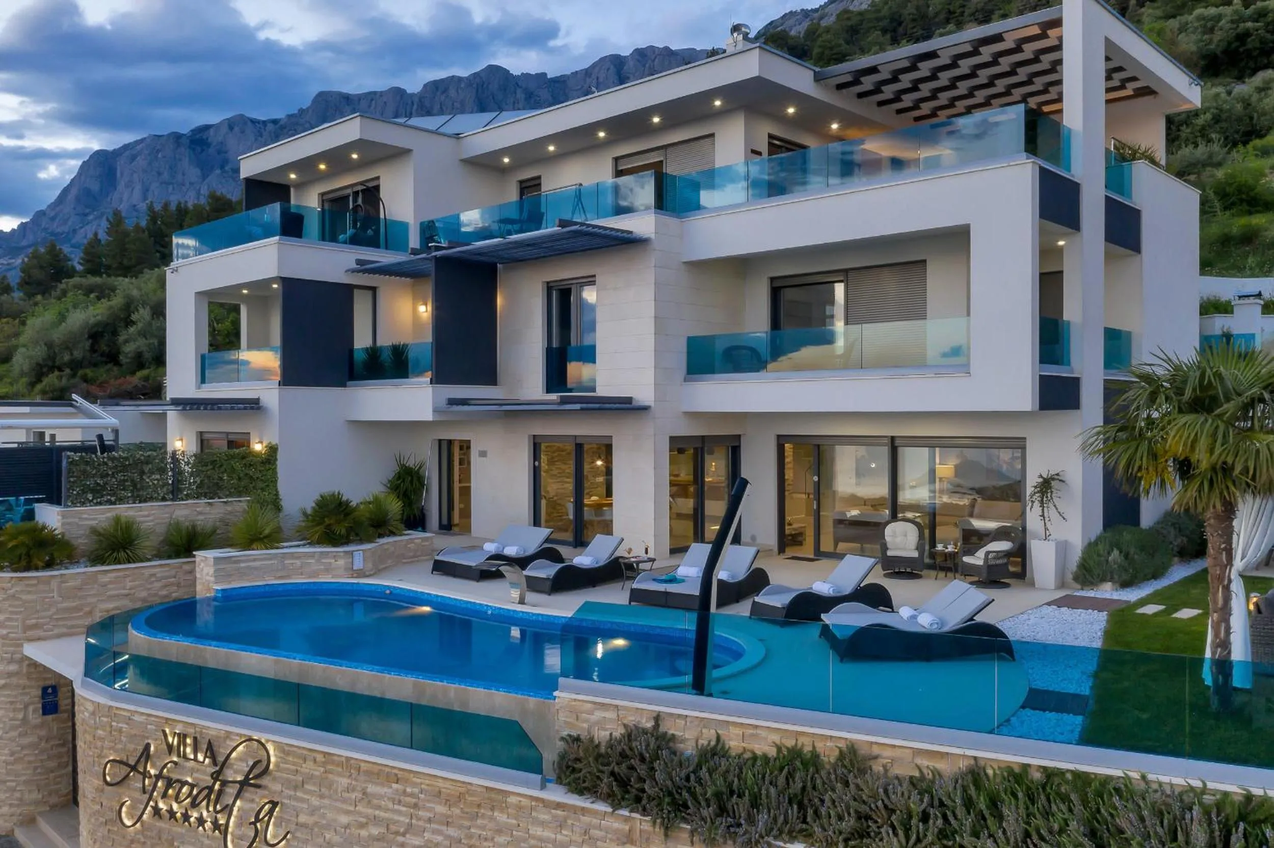 Property building in Villa Afrodita