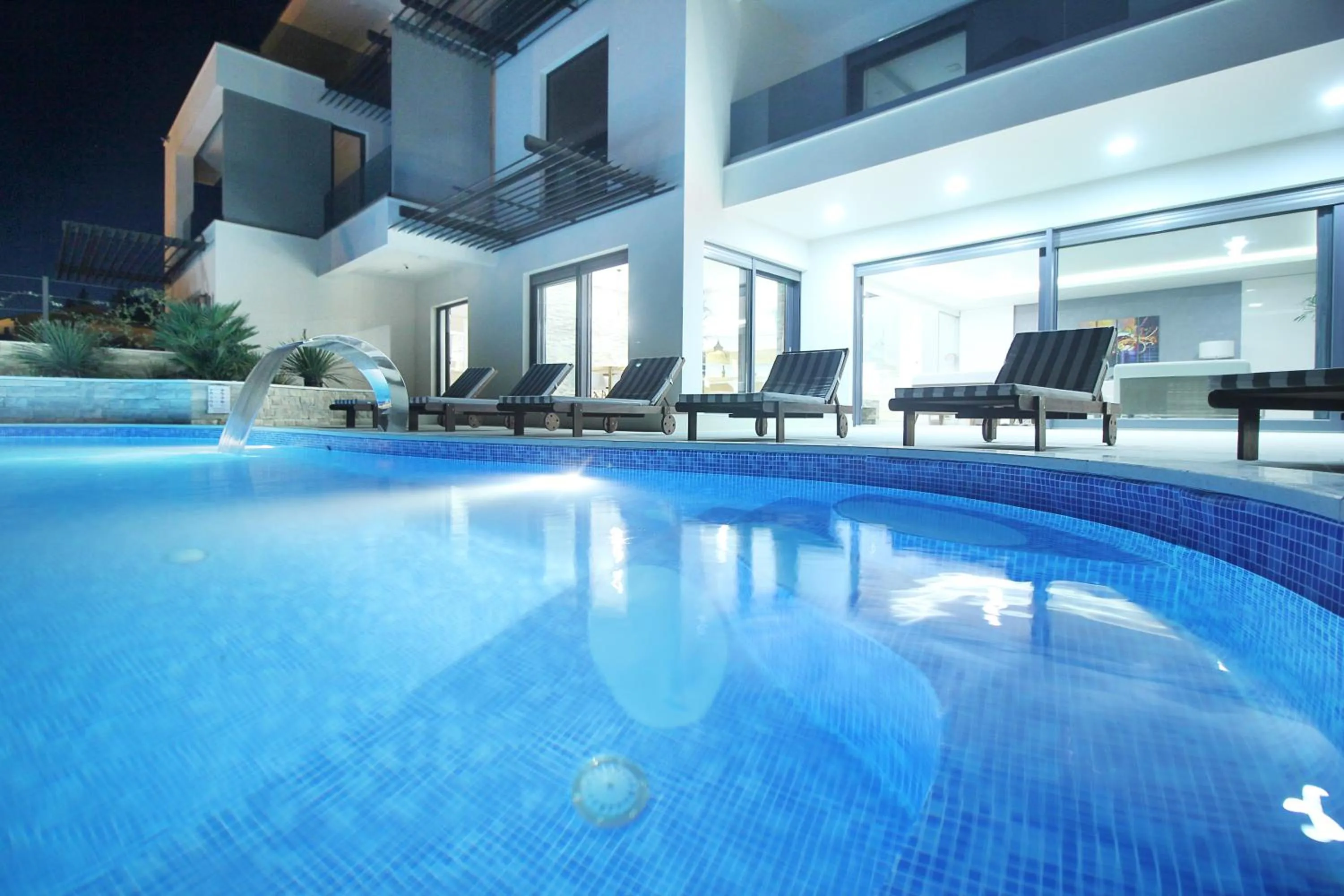 Property building in Villa Afrodita