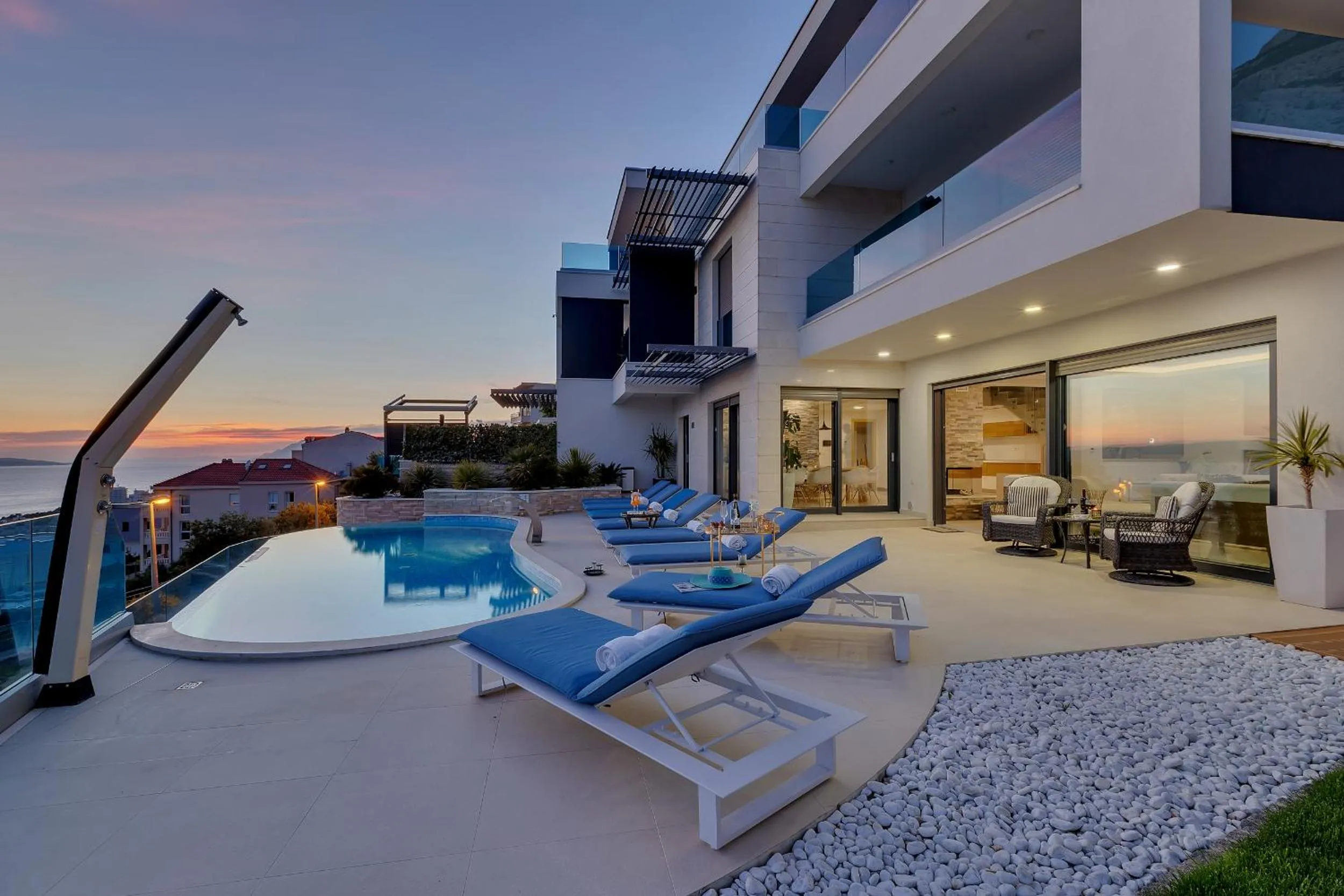 Swimming pool in Villa Afrodita