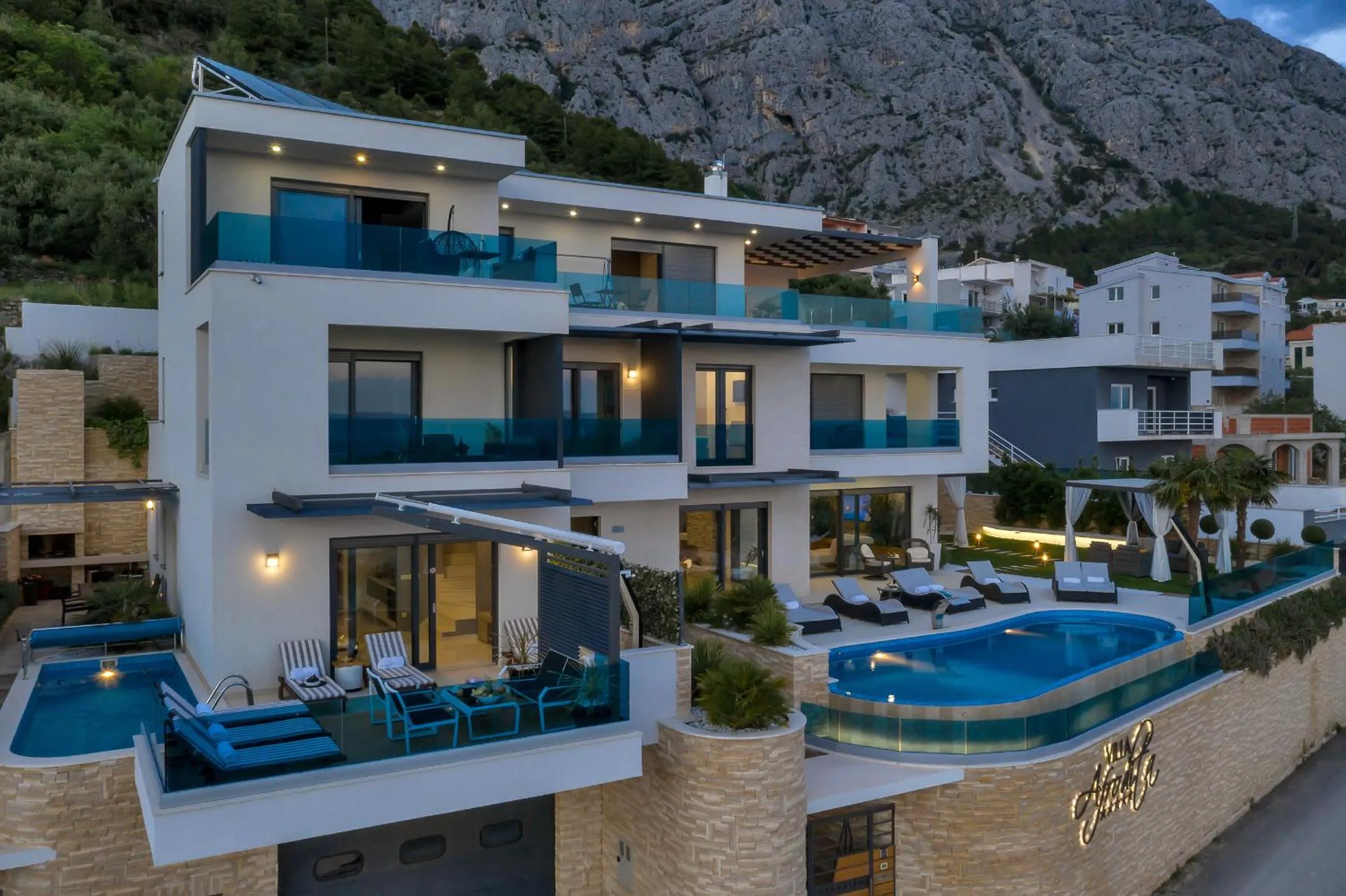 Property building in Villa Afrodita