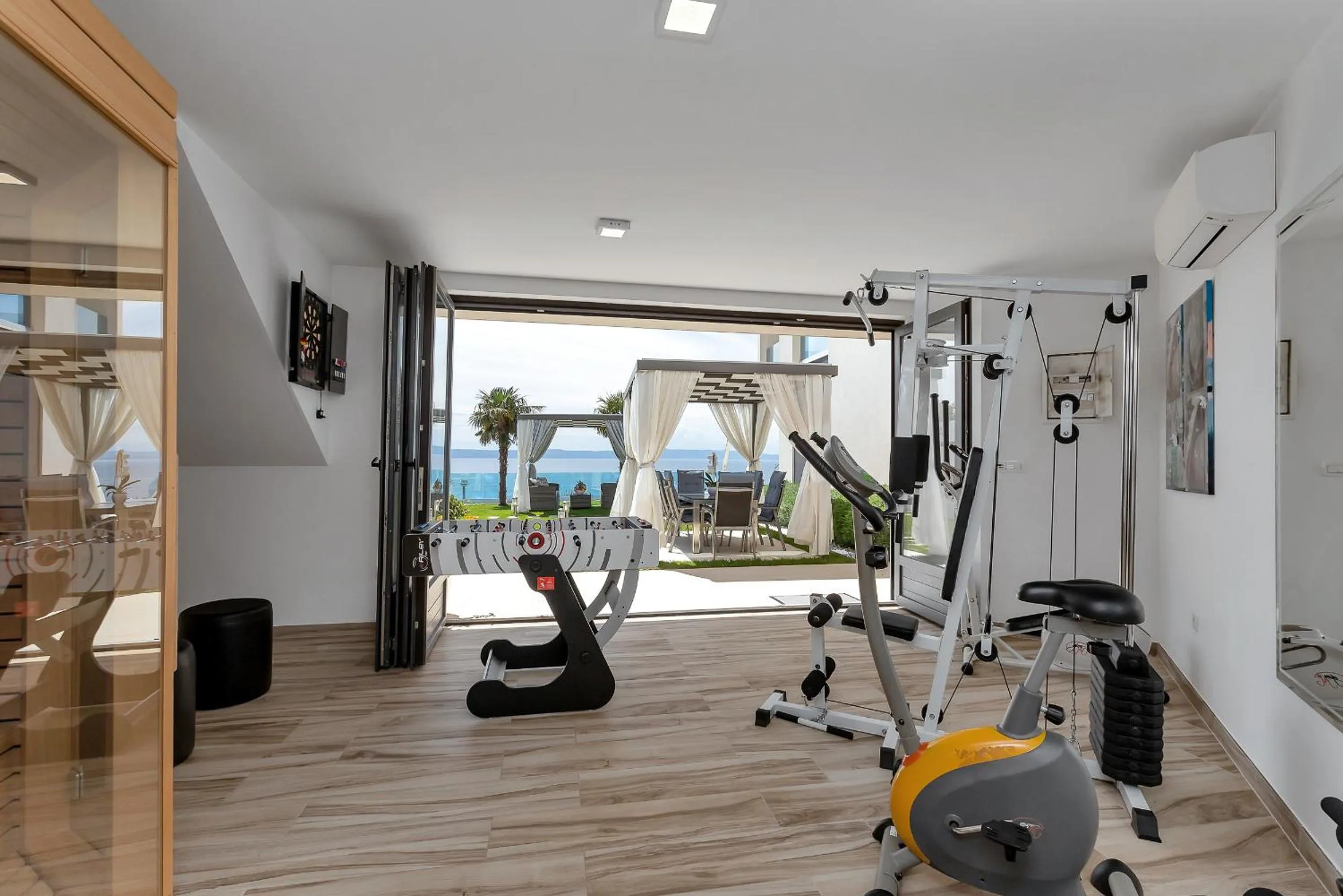 Fitness centre/facilities in Villa Afrodita