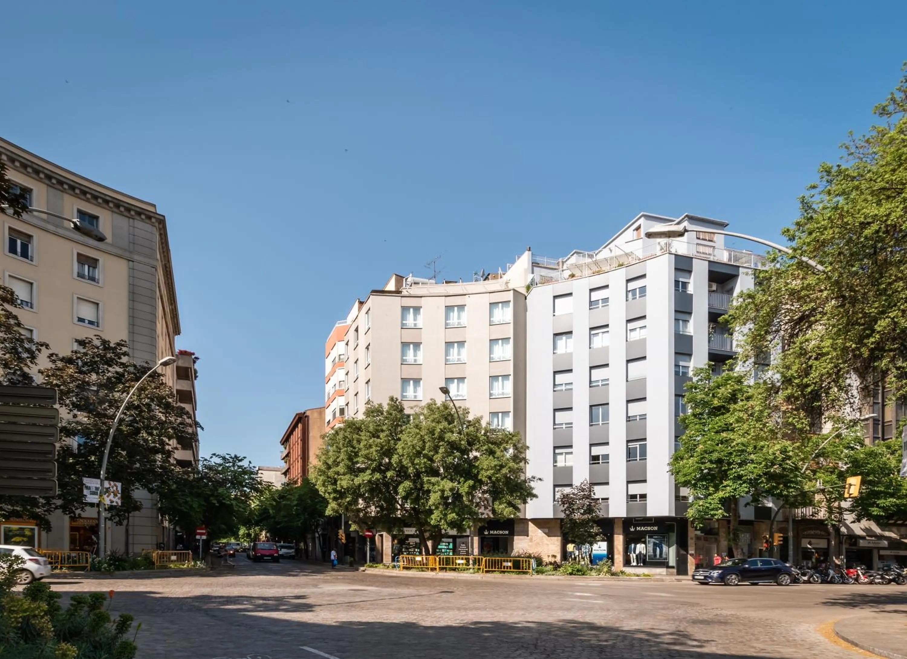 Property building in BYPILLOW The Bloom