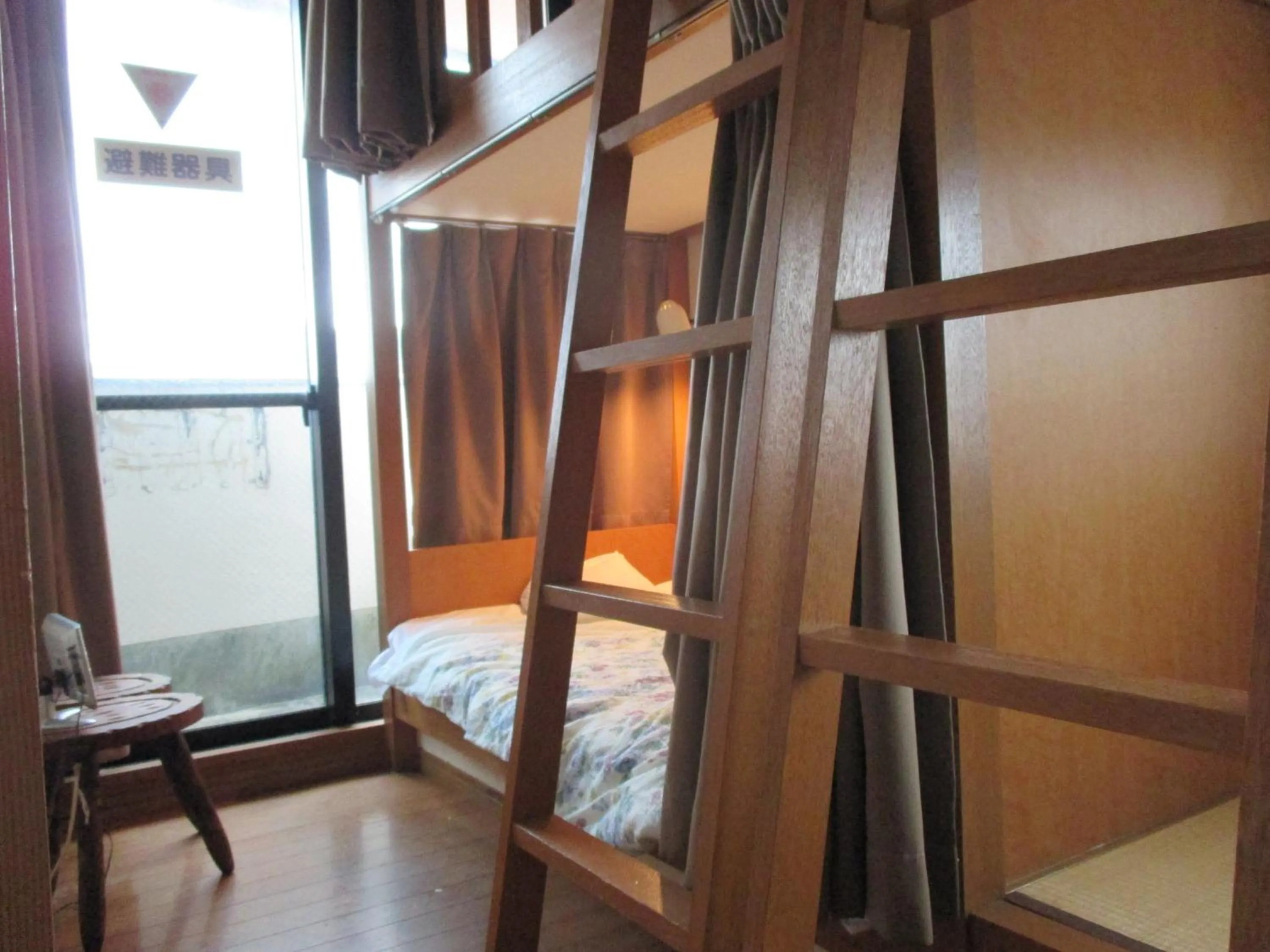 bunk bed, Bed in Funayado Akitaya