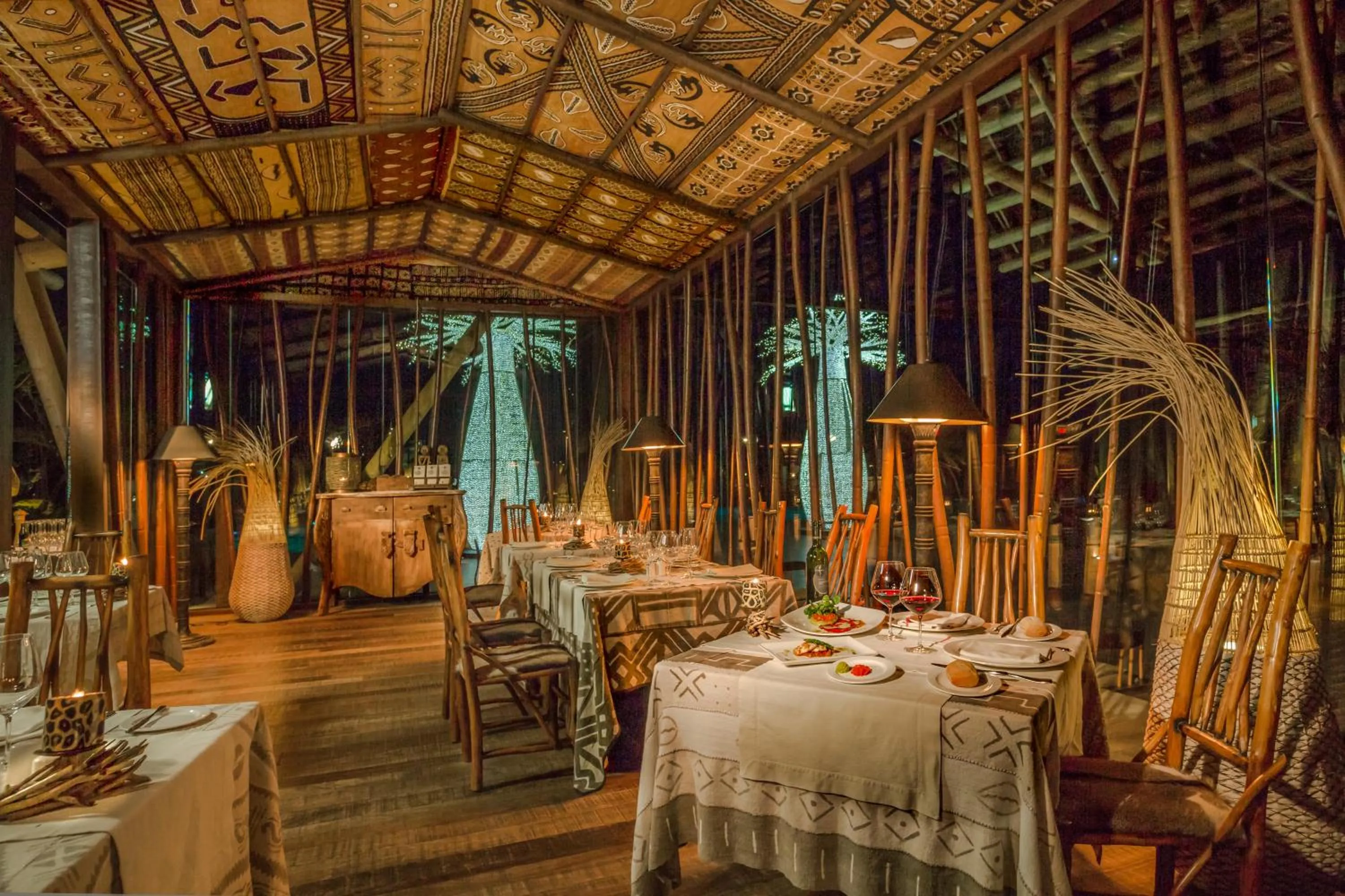 Restaurant/places to eat in Lopesan Baobab Resort