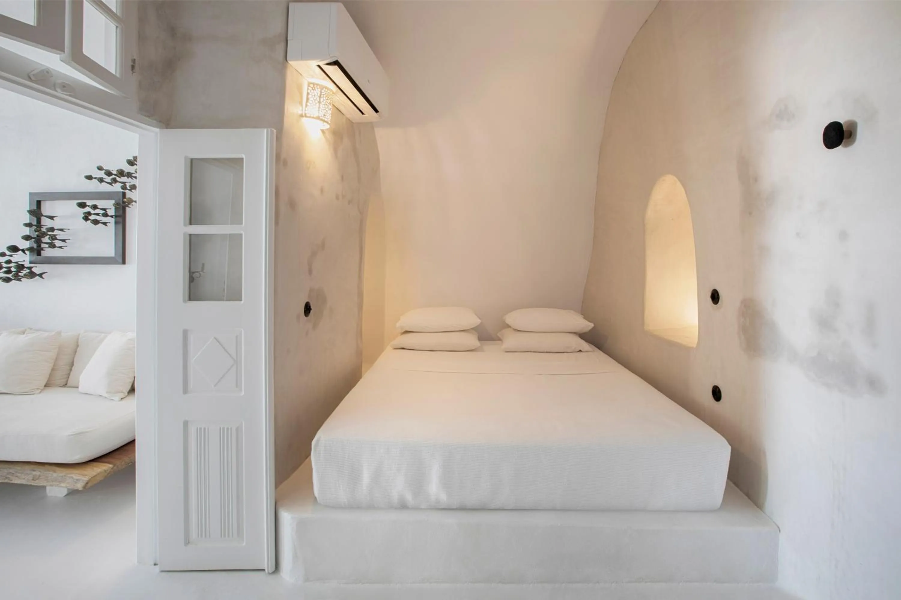 Bed in Ducato di Oia - Adults Only