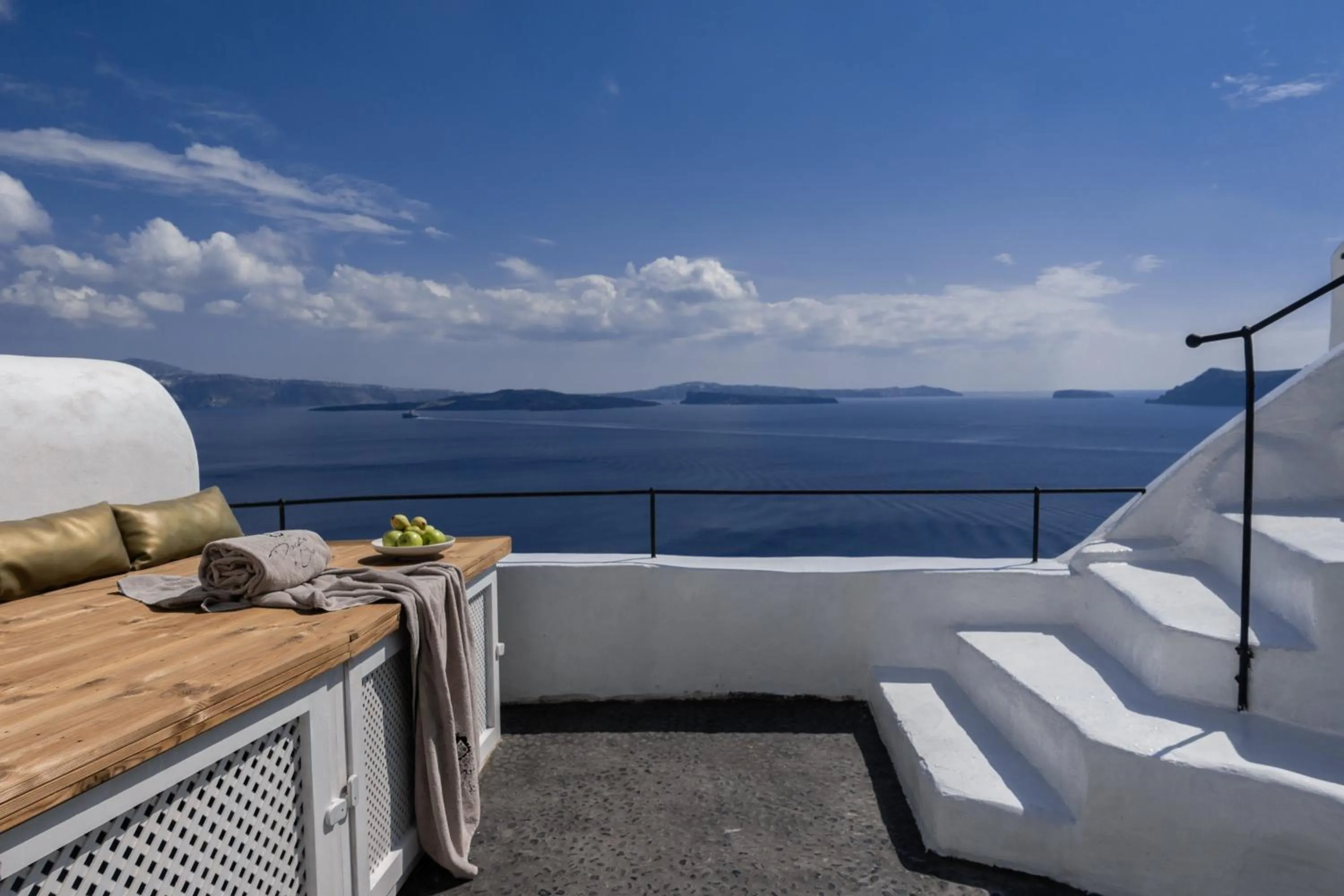 Balcony/Terrace in Ducato di Oia - Adults Only