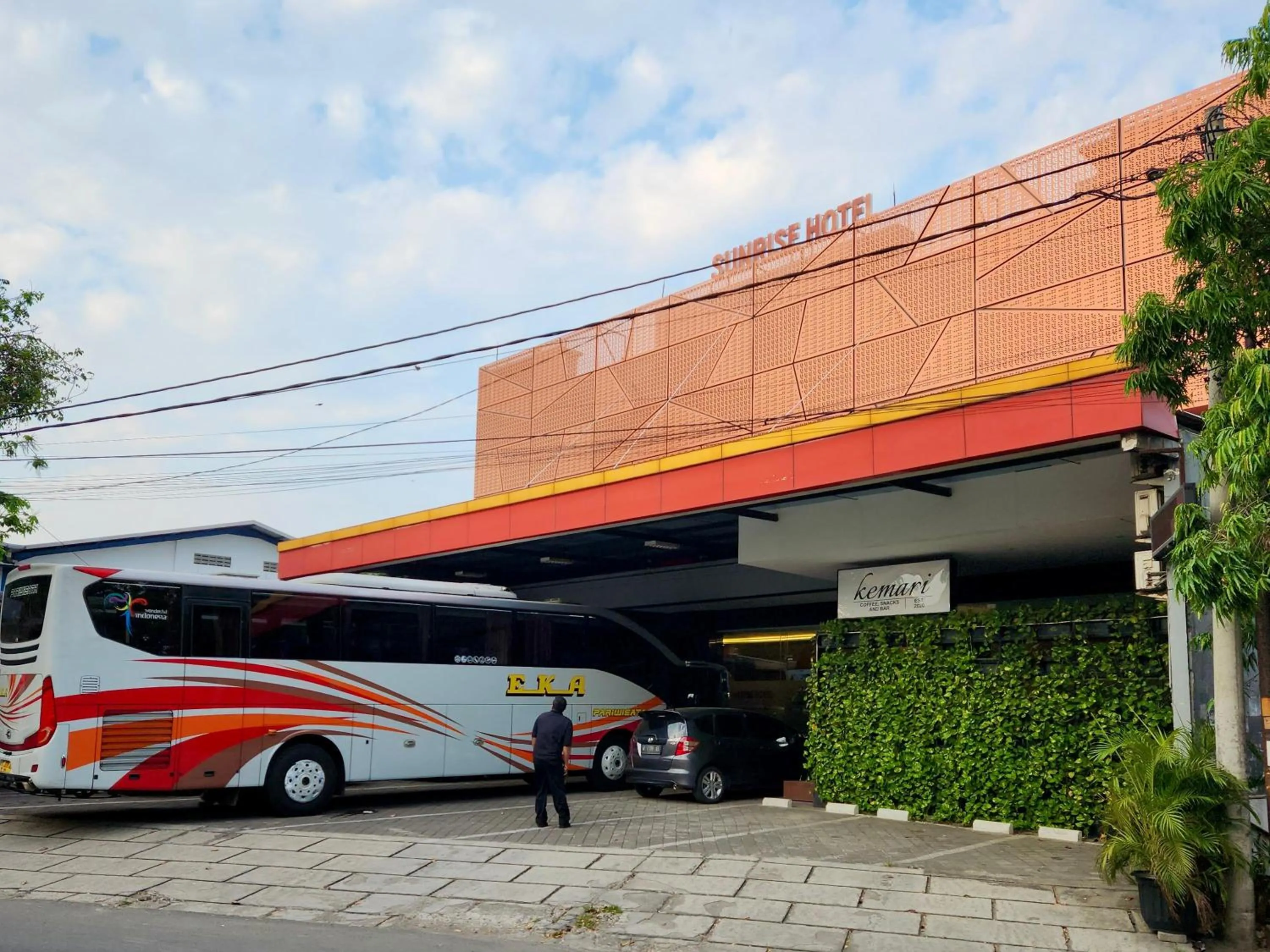 Property building in Sunrise Hotel Semarang