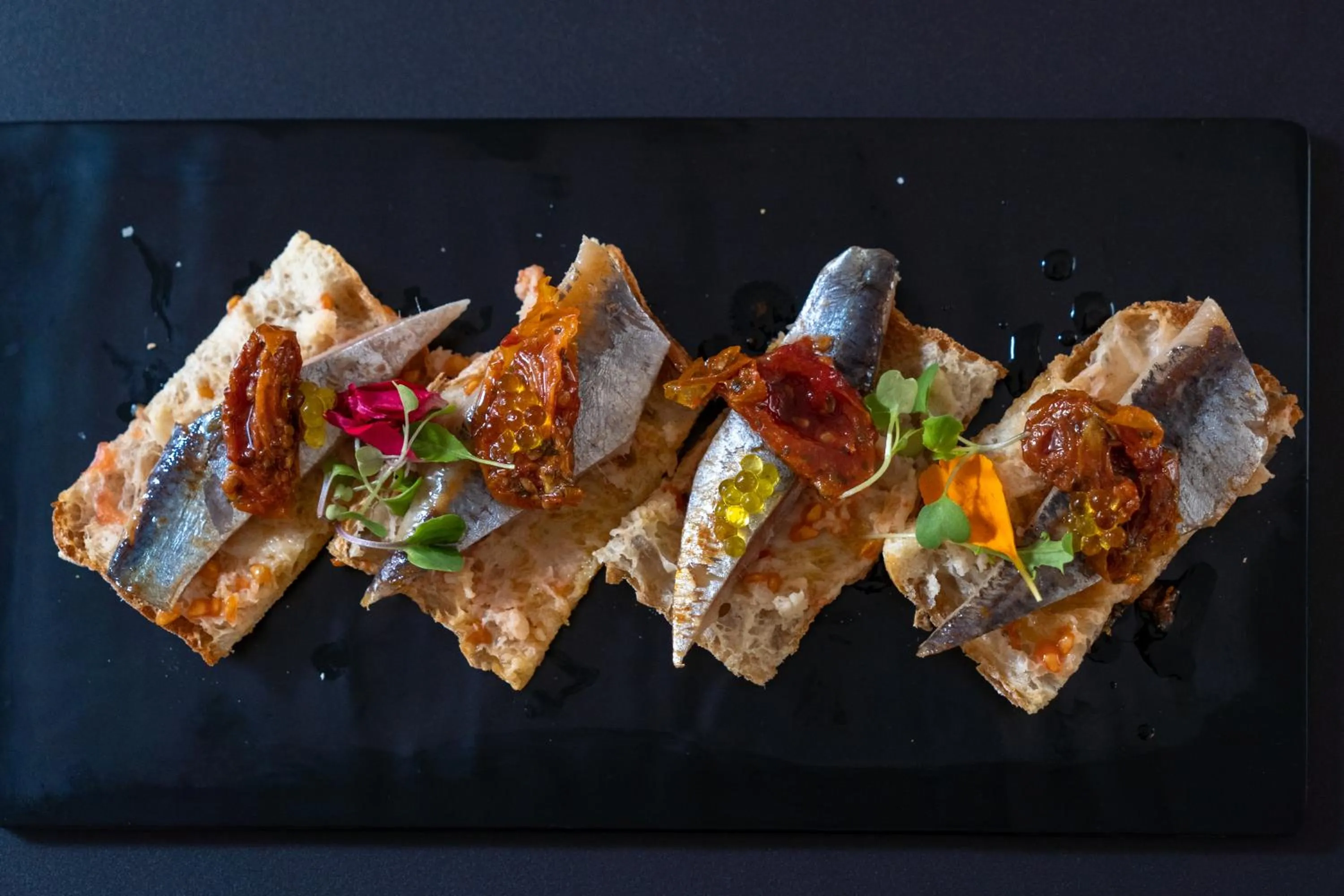 Restaurant/places to eat in Hotel Aubí