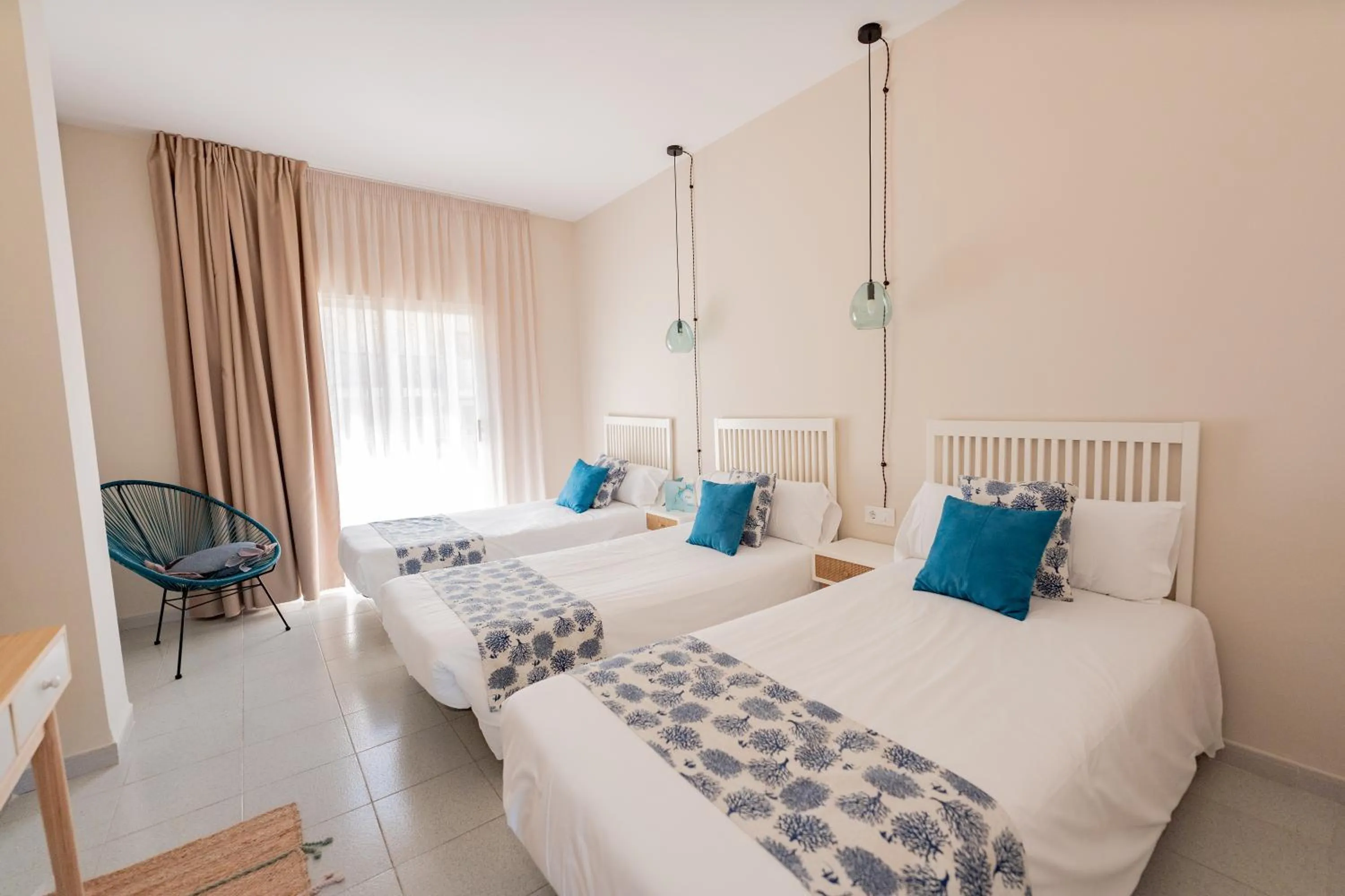 Property building, Bed in Hotel Aubí