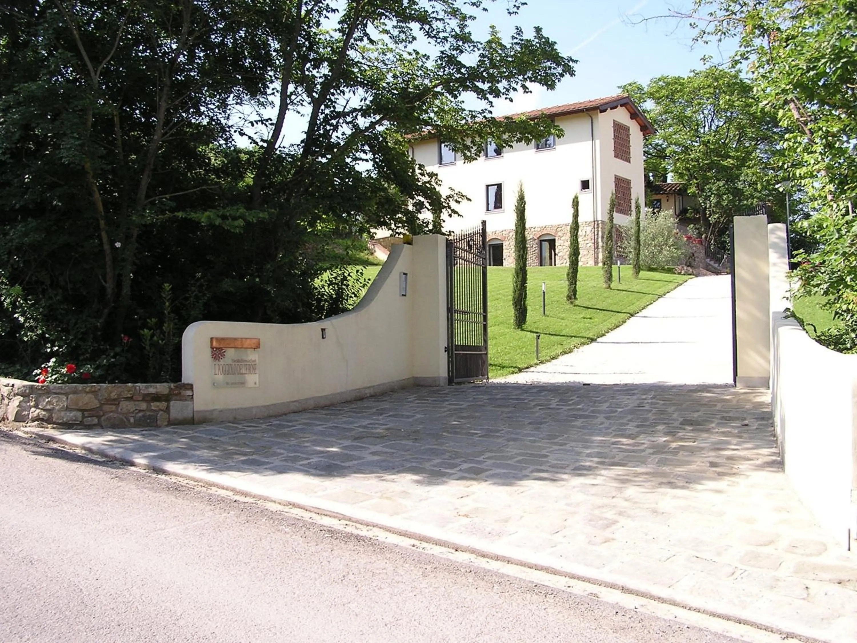 Facade/entrance in Il Poggiolo Delle Rose Bed&Breakfast