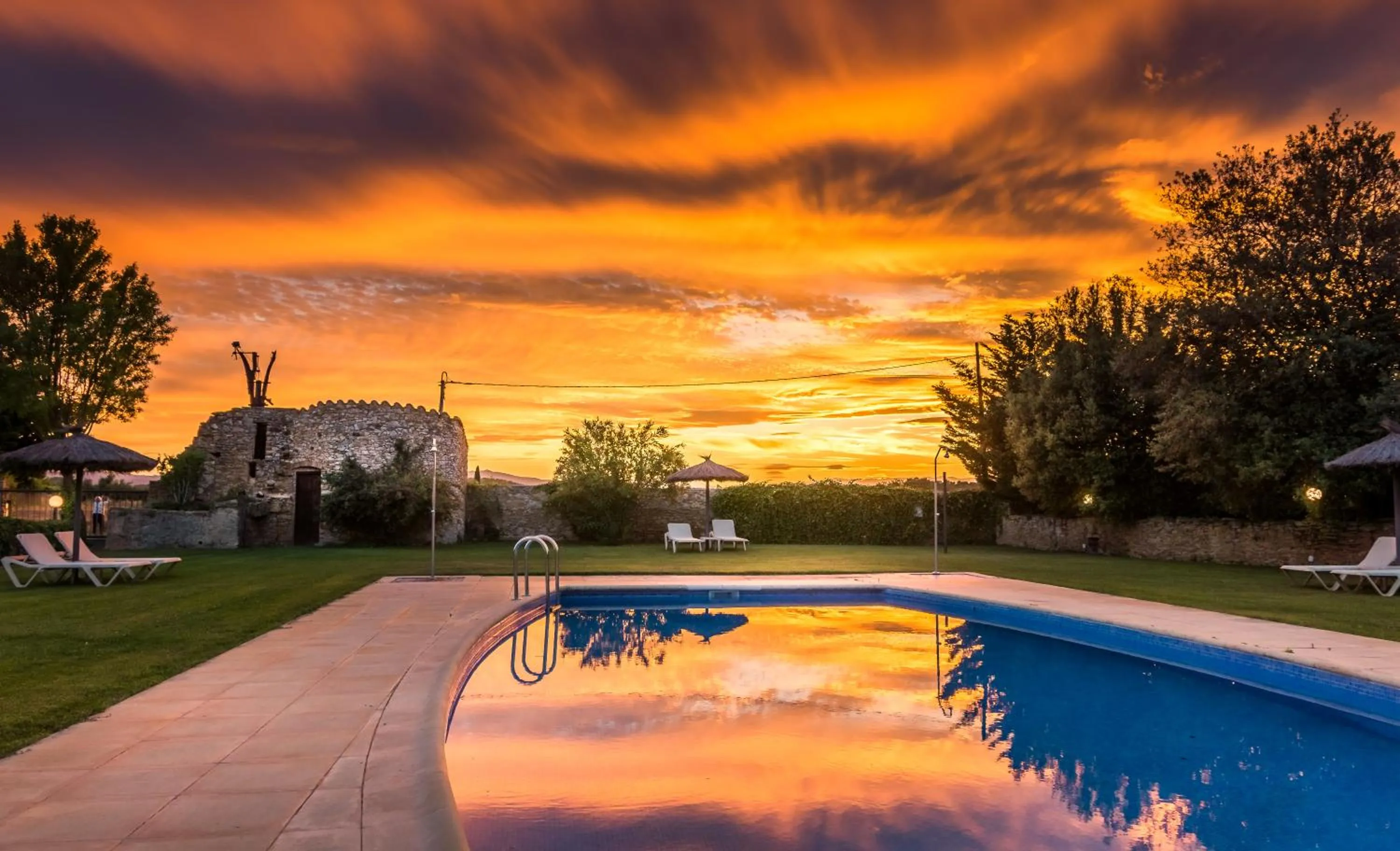 Garden view in Hotel Mas Rabiol -Emporda-Only Adults-Eco Hotel