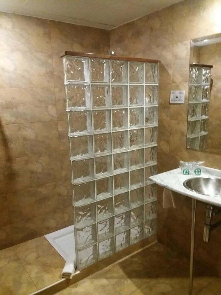 Bathroom in Rallye Hotel