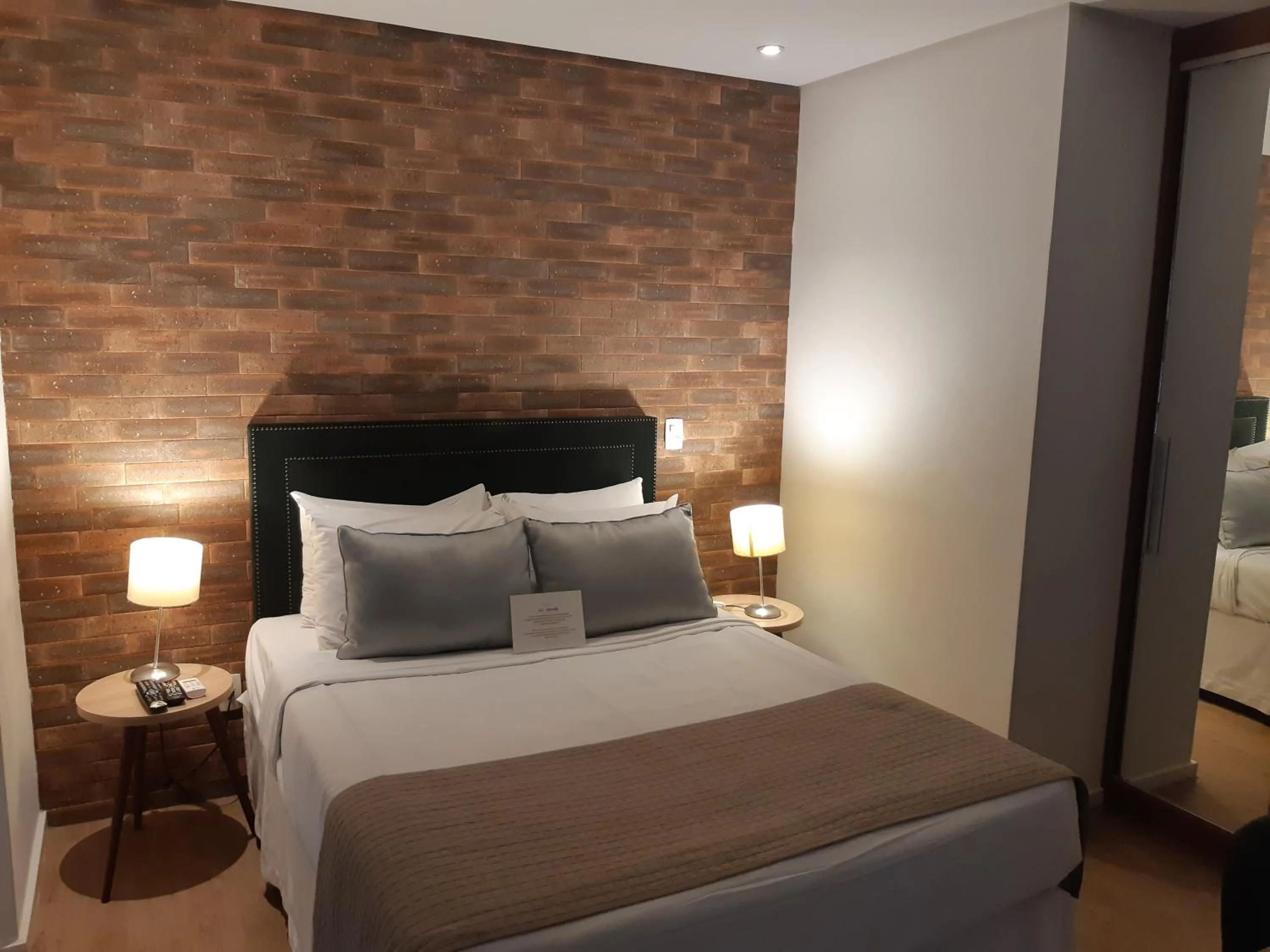 Bed in Hotel Heritage