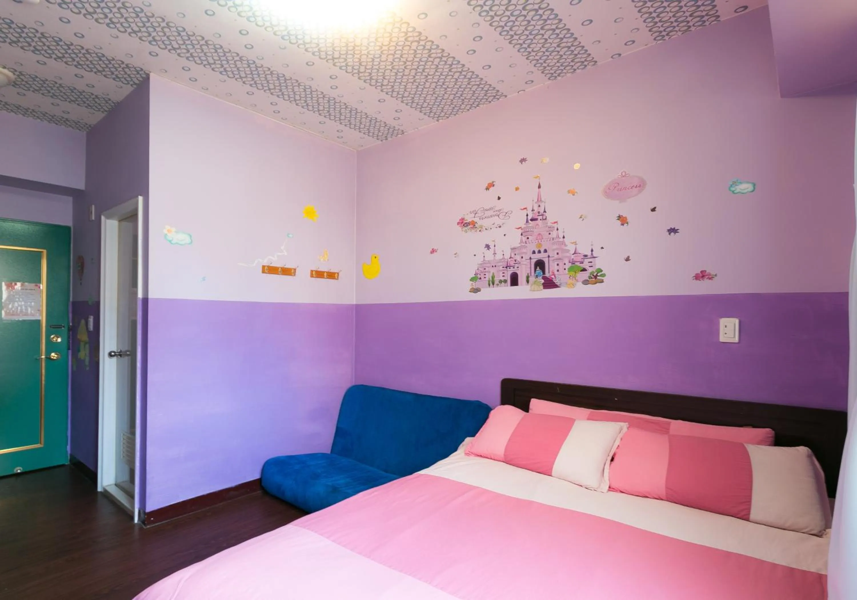 On site in Fengchia Love Heart