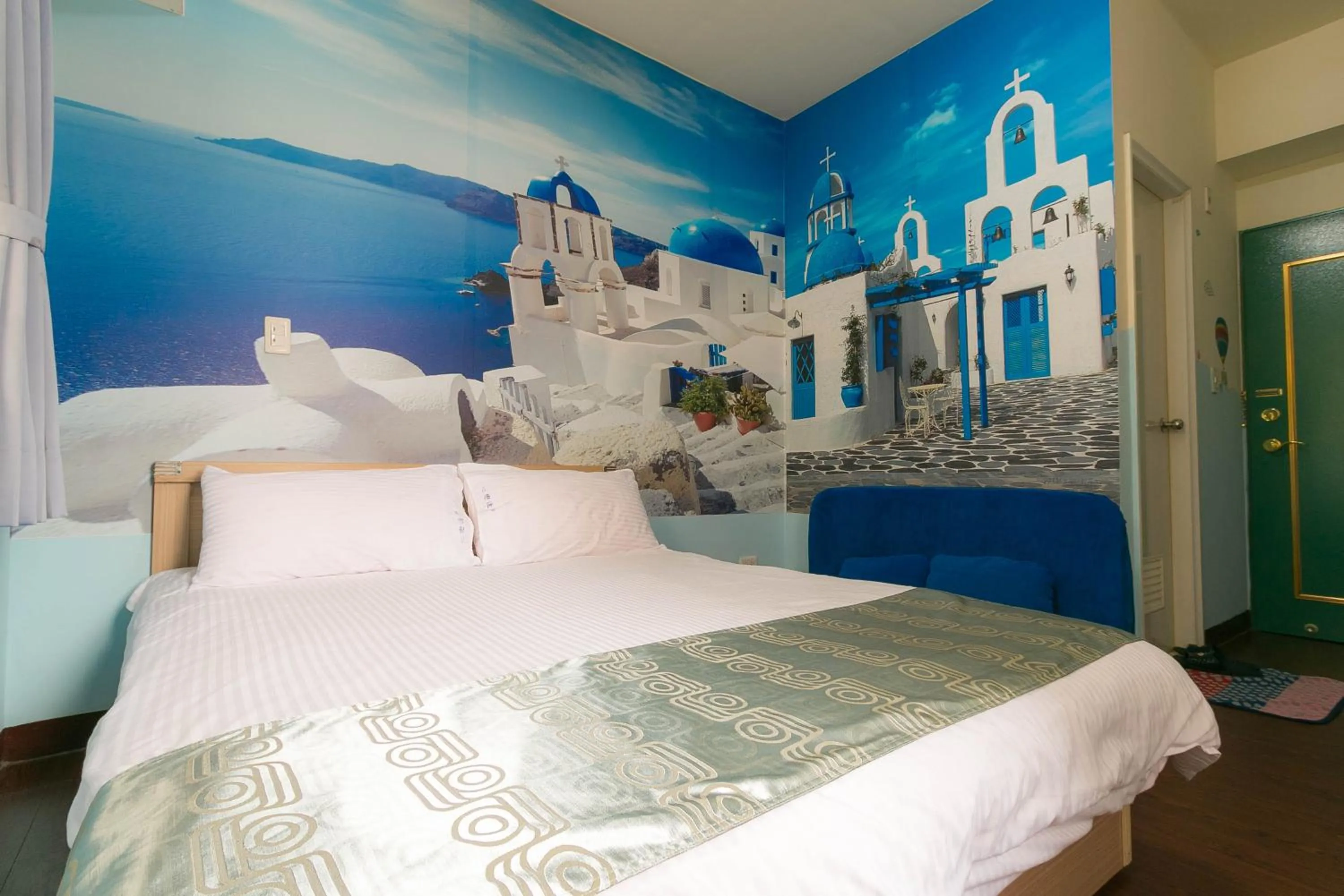 On site in Fengchia Love Heart