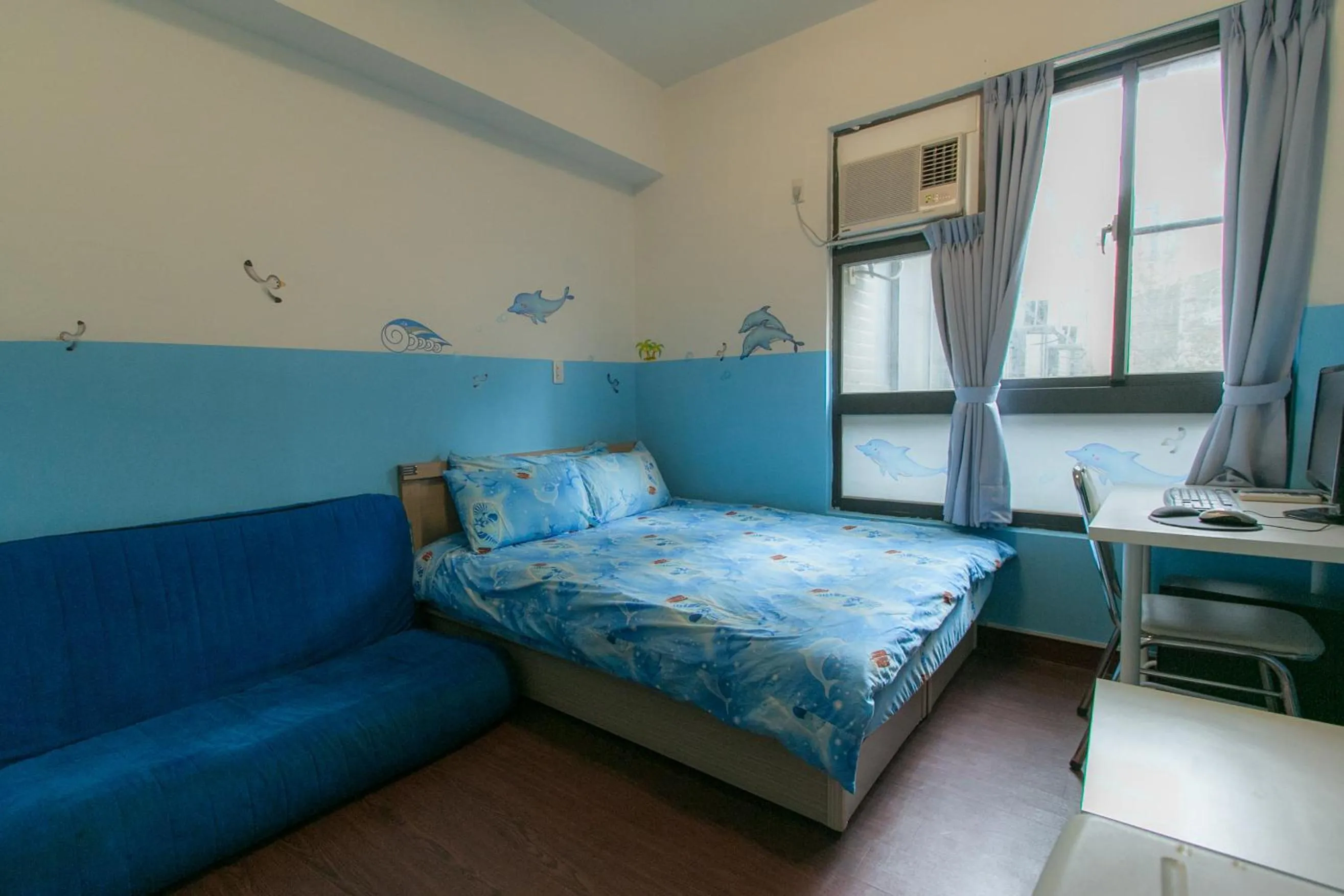 On site in Fengchia Love Heart