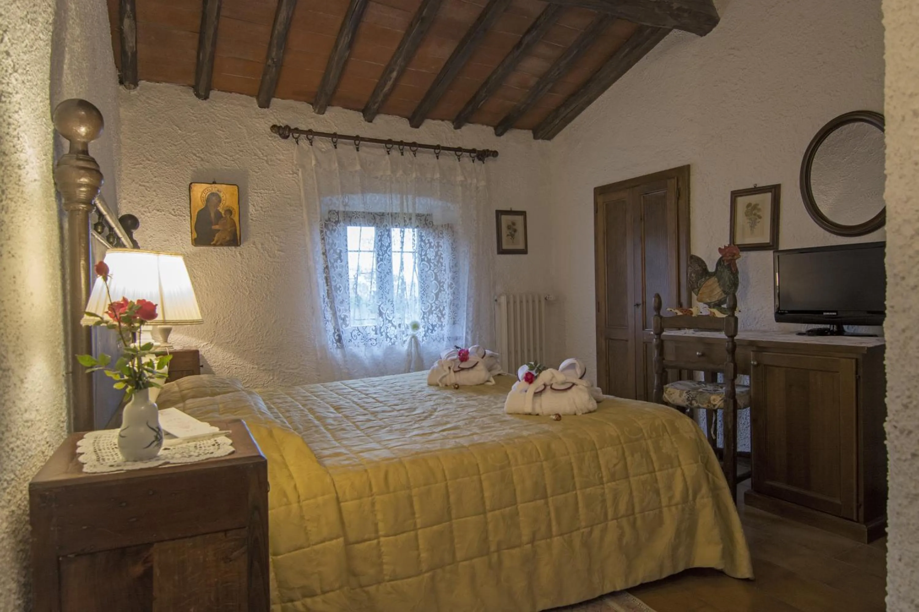 Bed in Hotel Colle Etrusco Salivolpi
