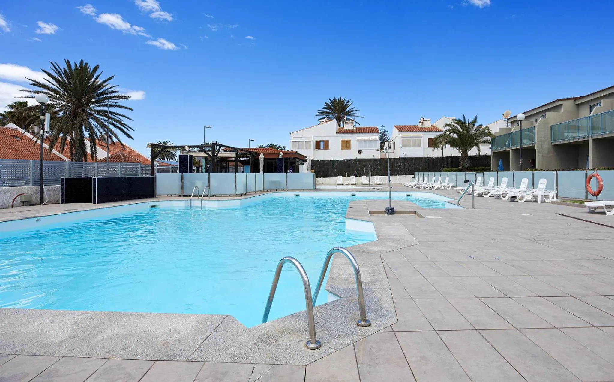 Swimming pool in Smartr Maspalomas Corinto