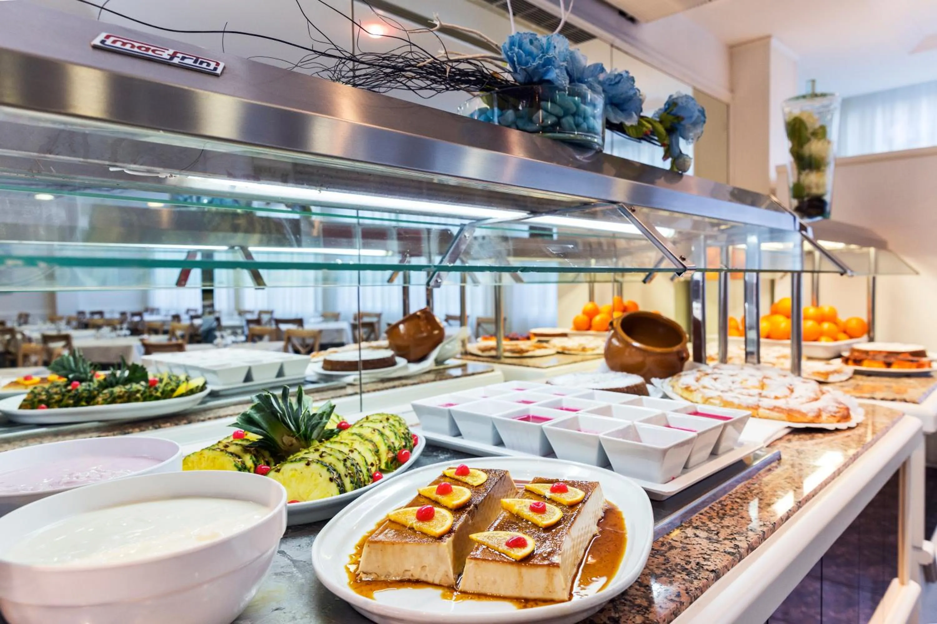 Restaurant/places to eat in Hotel Don Miguel Playa