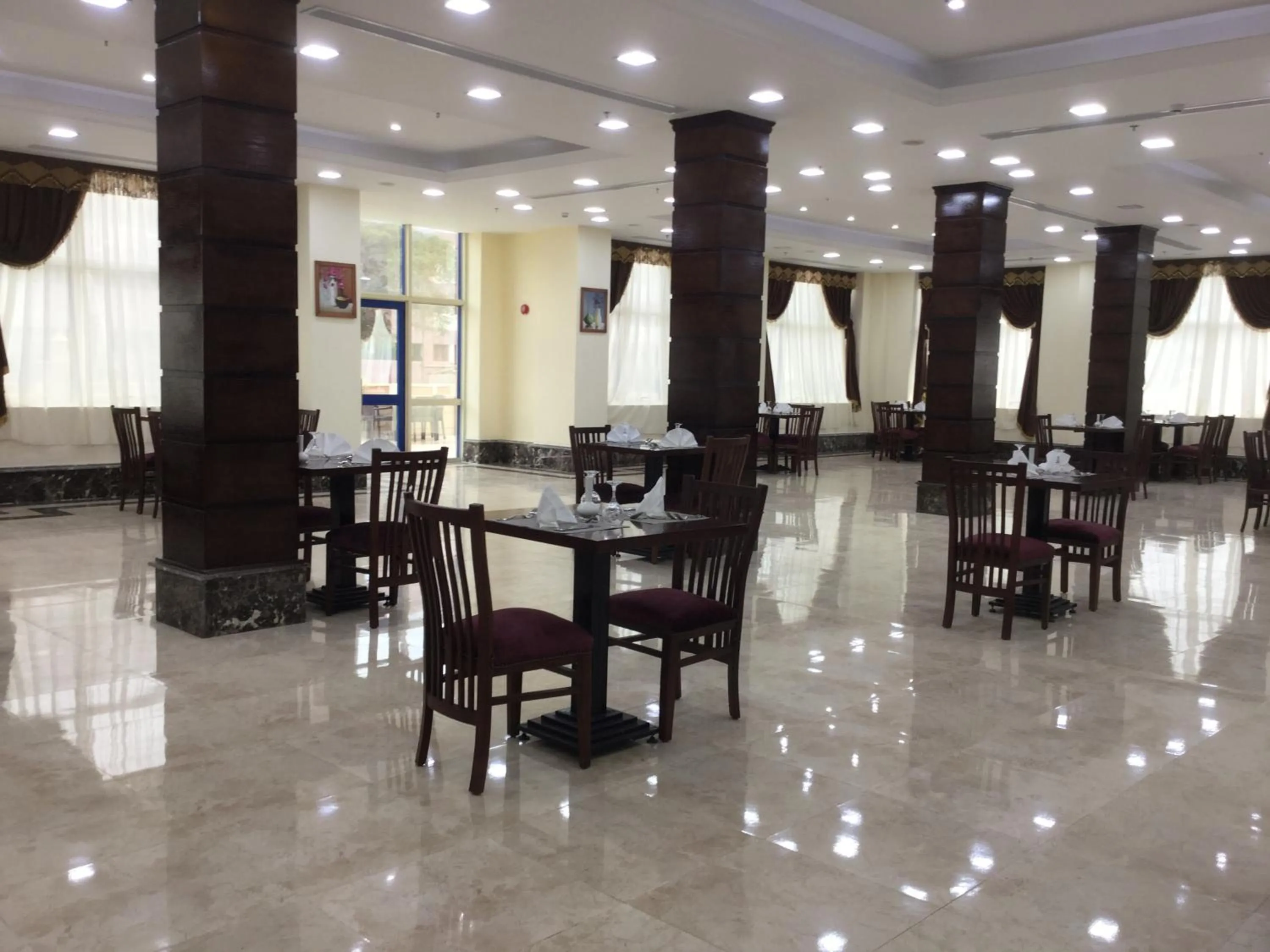 Restaurant/places to eat in Jewel Inn Beni Suef