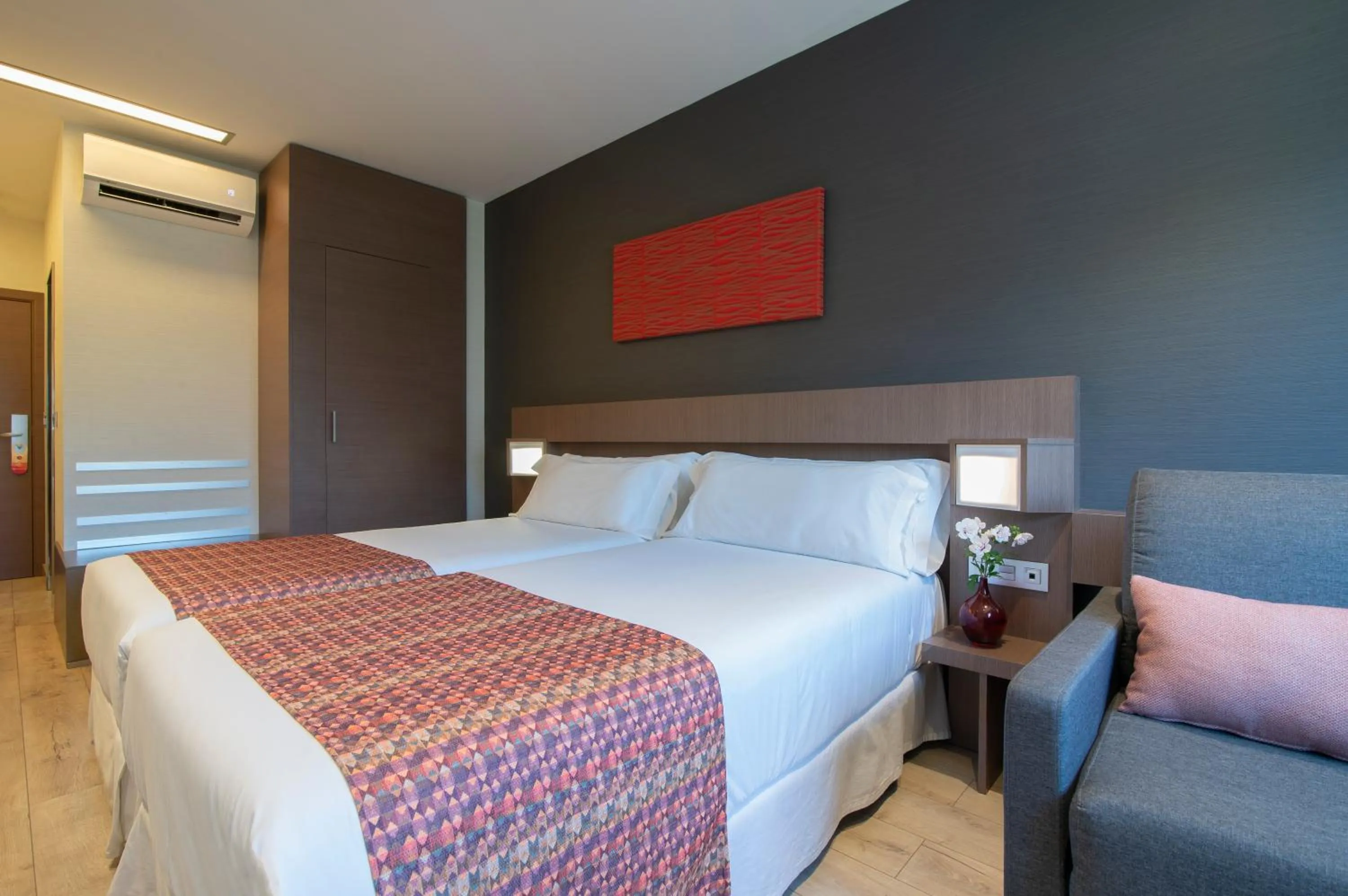 Photo of the whole room, Bed in Hotel Granada by Pierre & Vacances