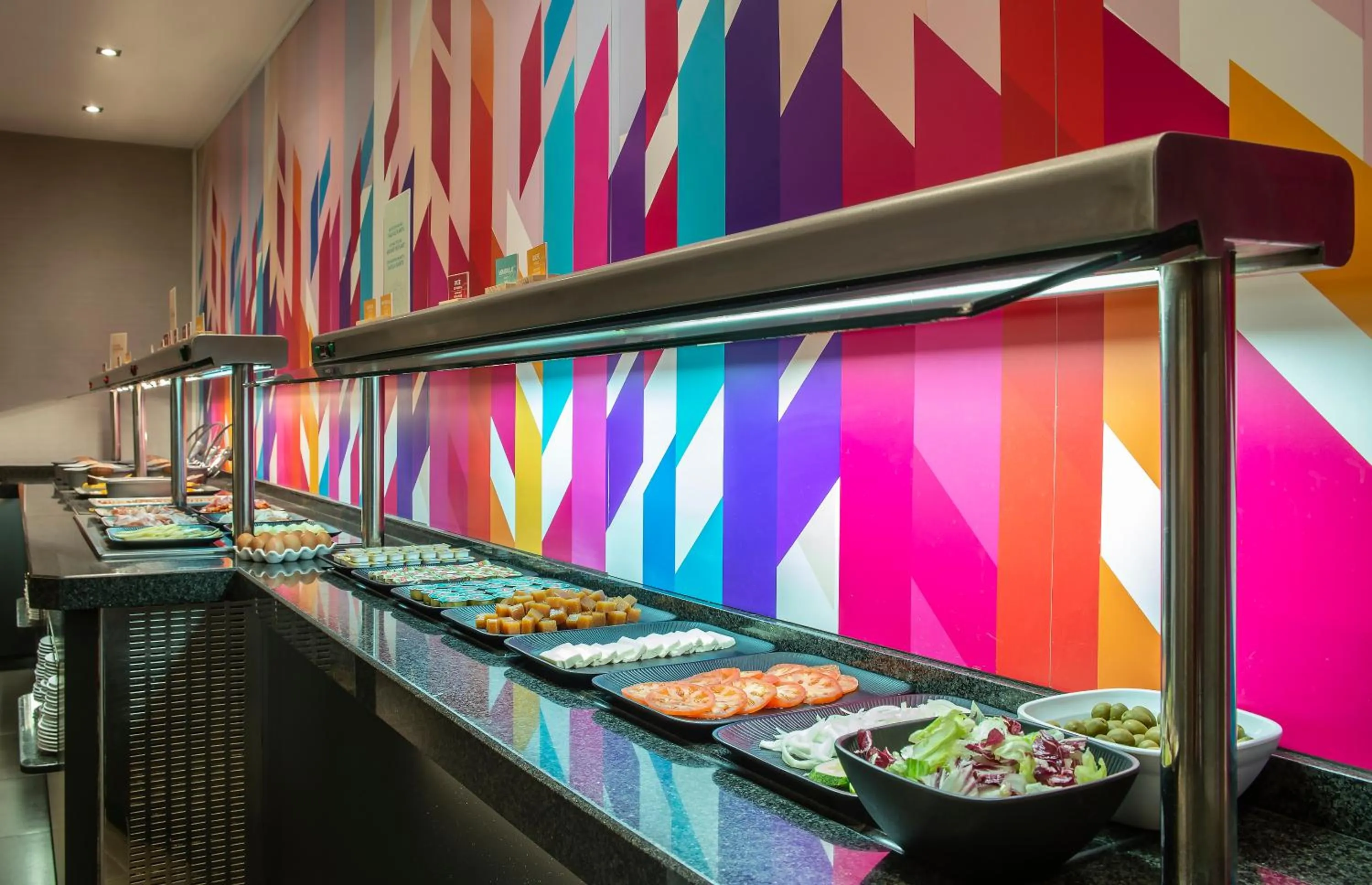 Restaurant/places to eat in Hotel Granada by Pierre & Vacances