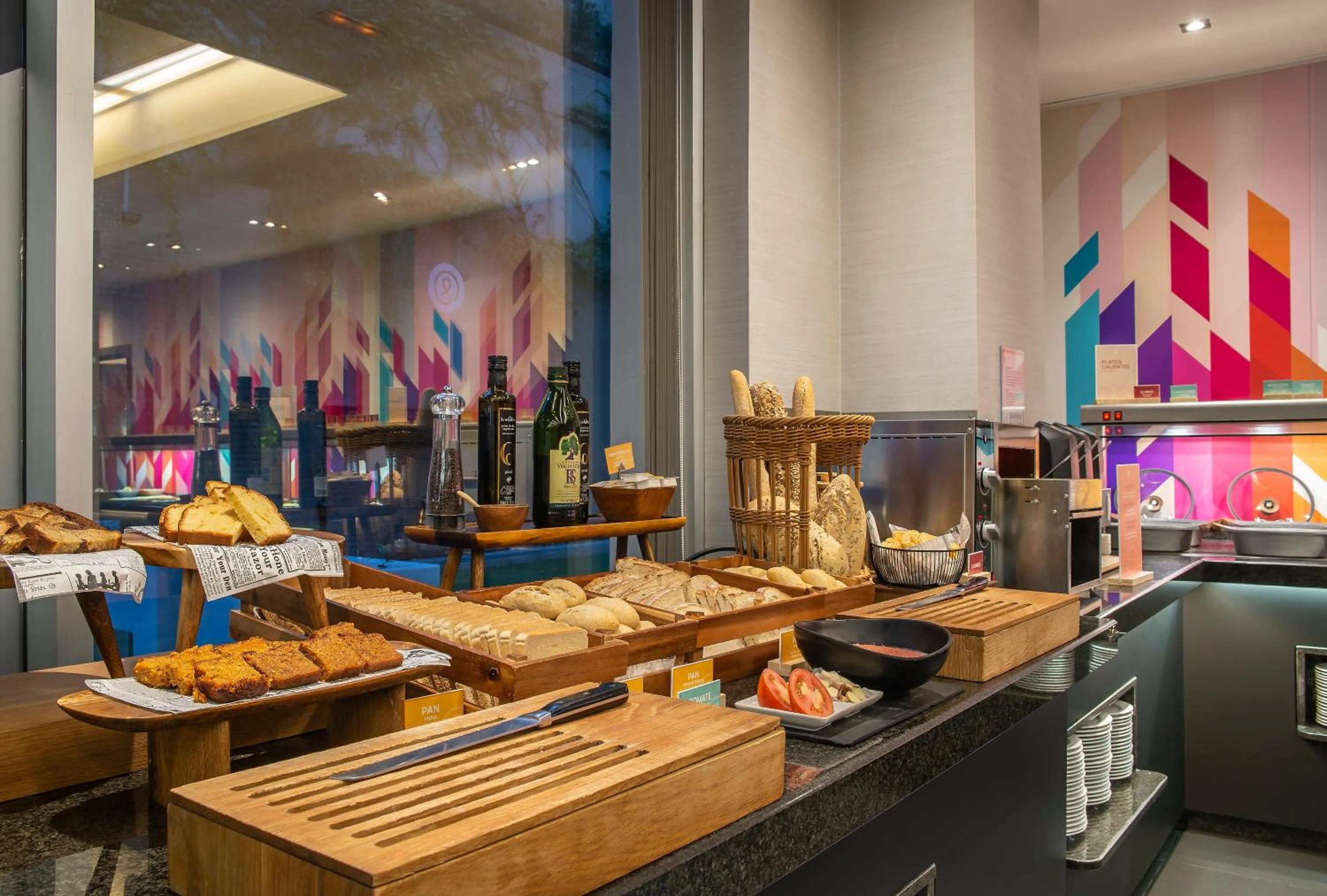 Restaurant/places to eat in Hotel Granada by Pierre & Vacances