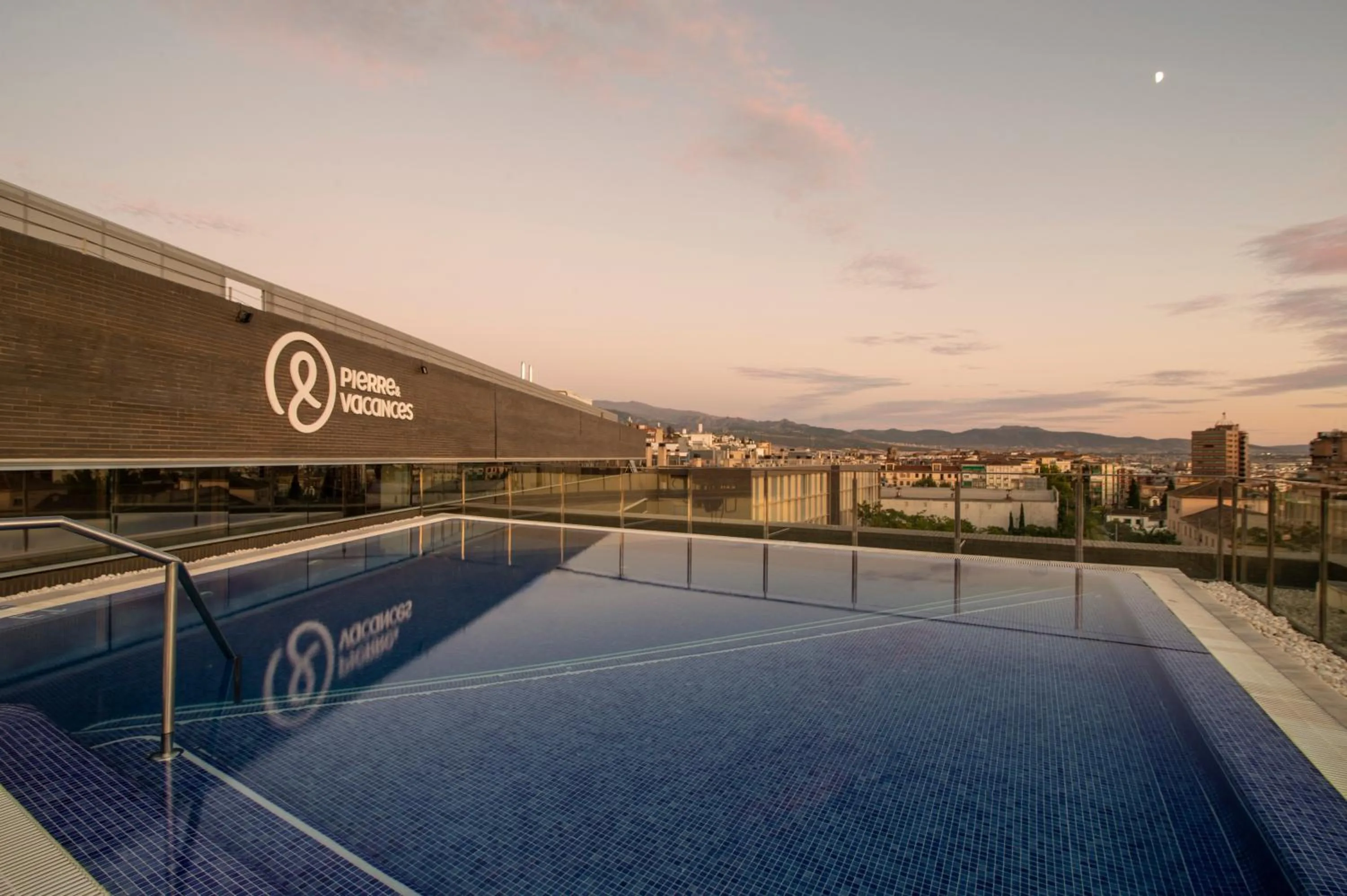 City view in Hotel Granada by Pierre & Vacances
