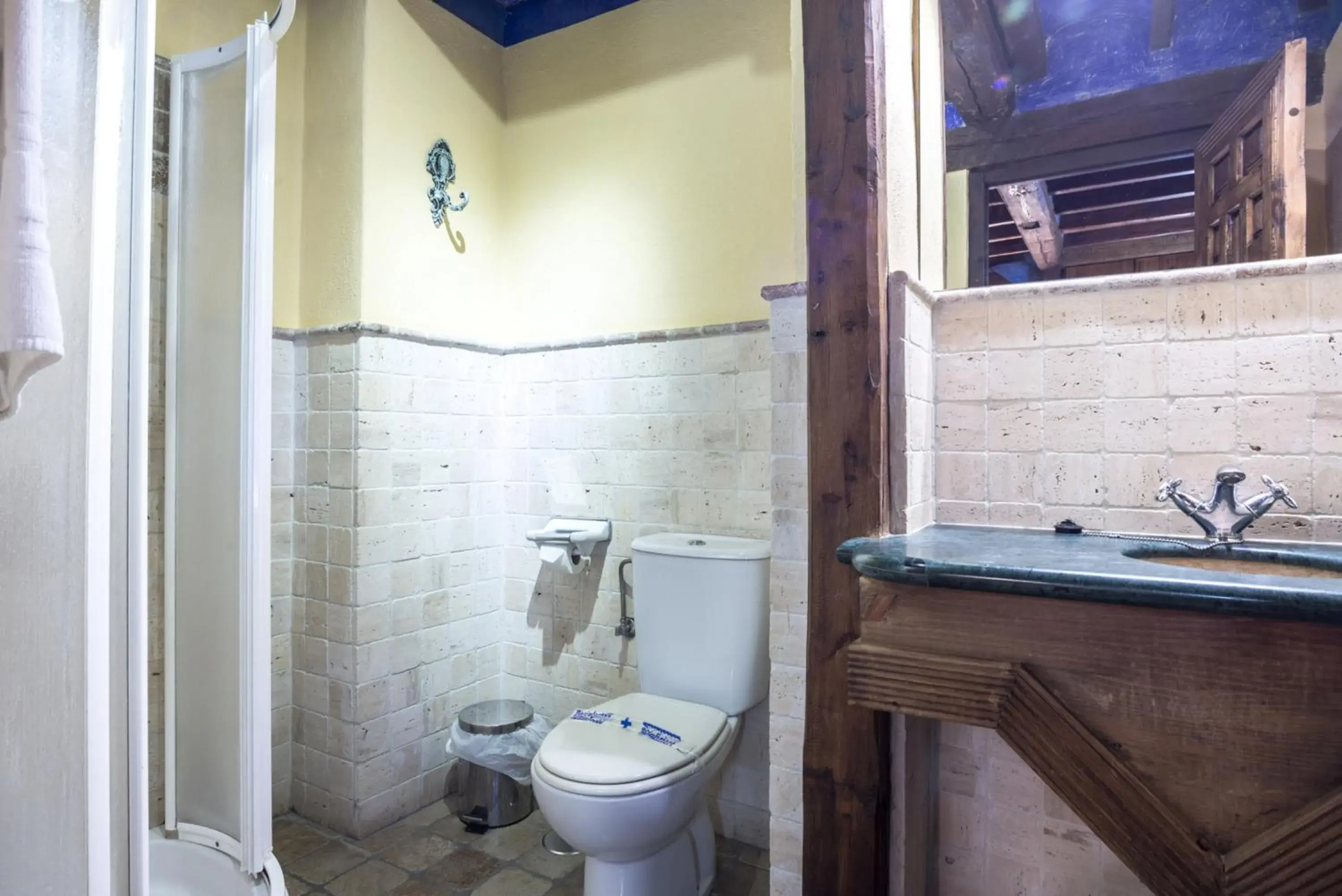 Single Room in Hotel América Single Room in Hotel América