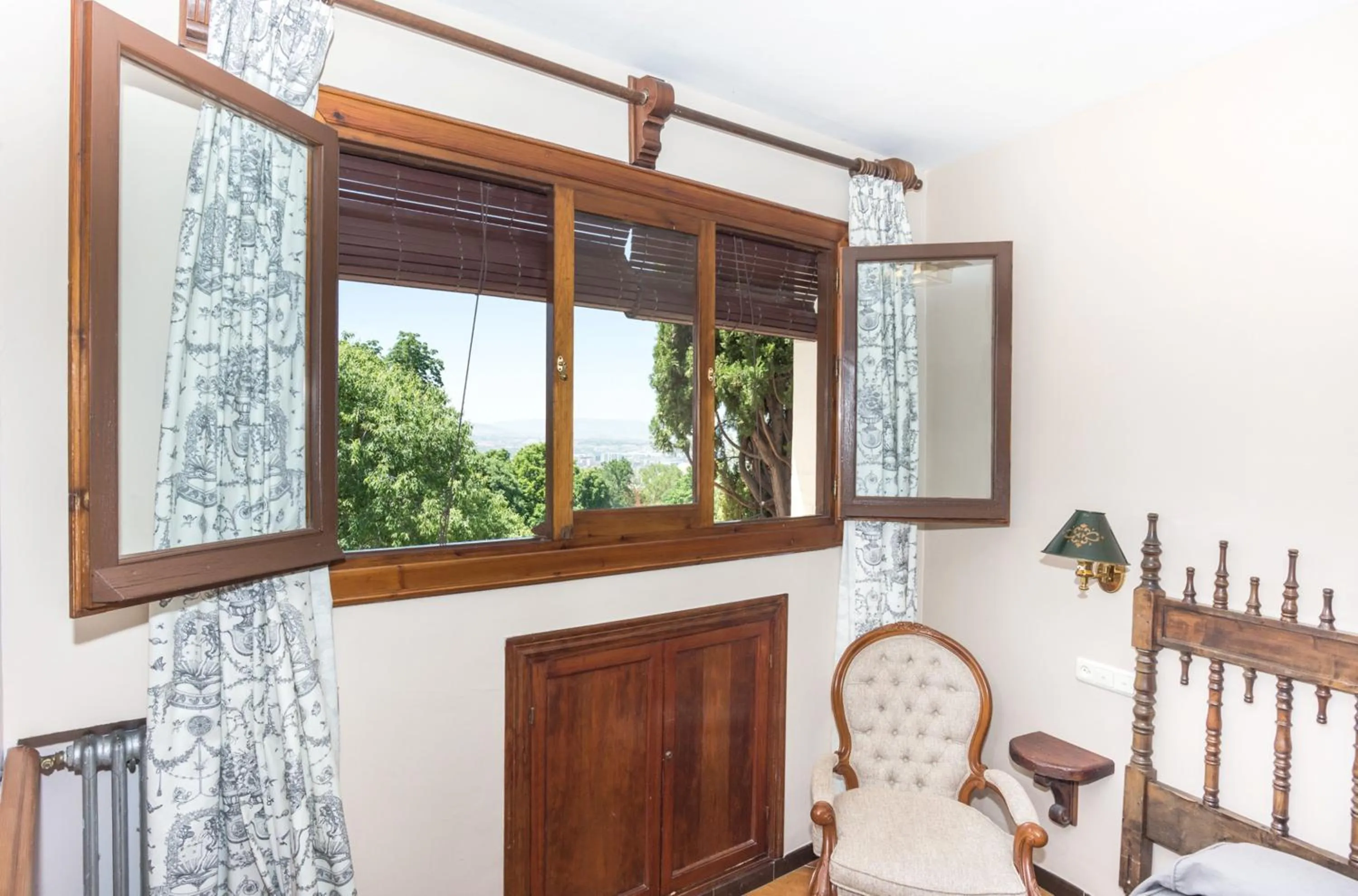 Decorative detail in Hotel América